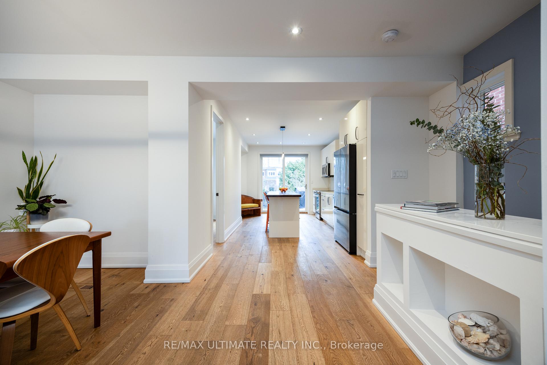 Photo 16 of 248 Hillsdale Avenue E, Toronto, Mount Pleasant West — HOMEH