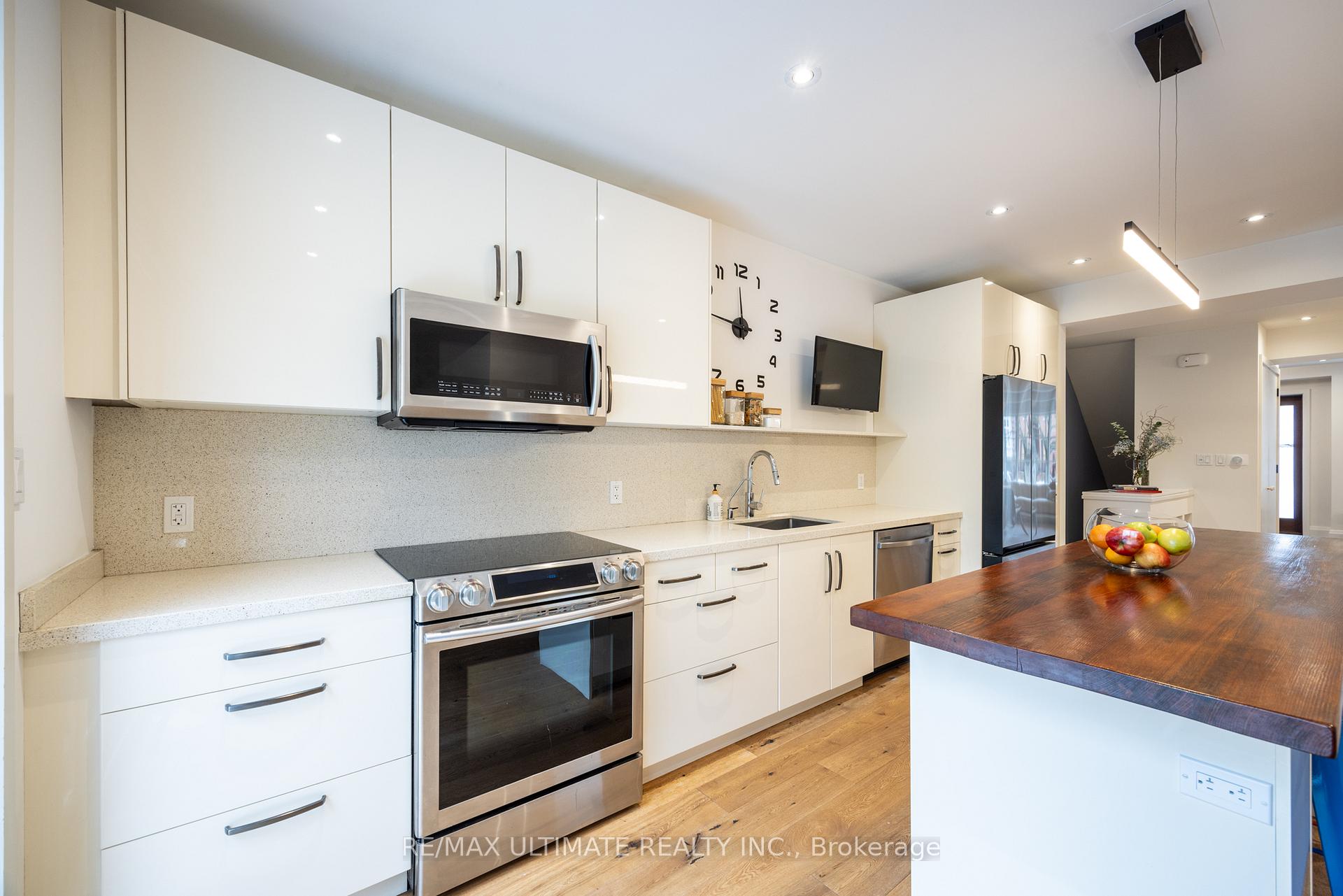 Photo 23 of 248 Hillsdale Avenue E, Toronto, Mount Pleasant West — HOMEH