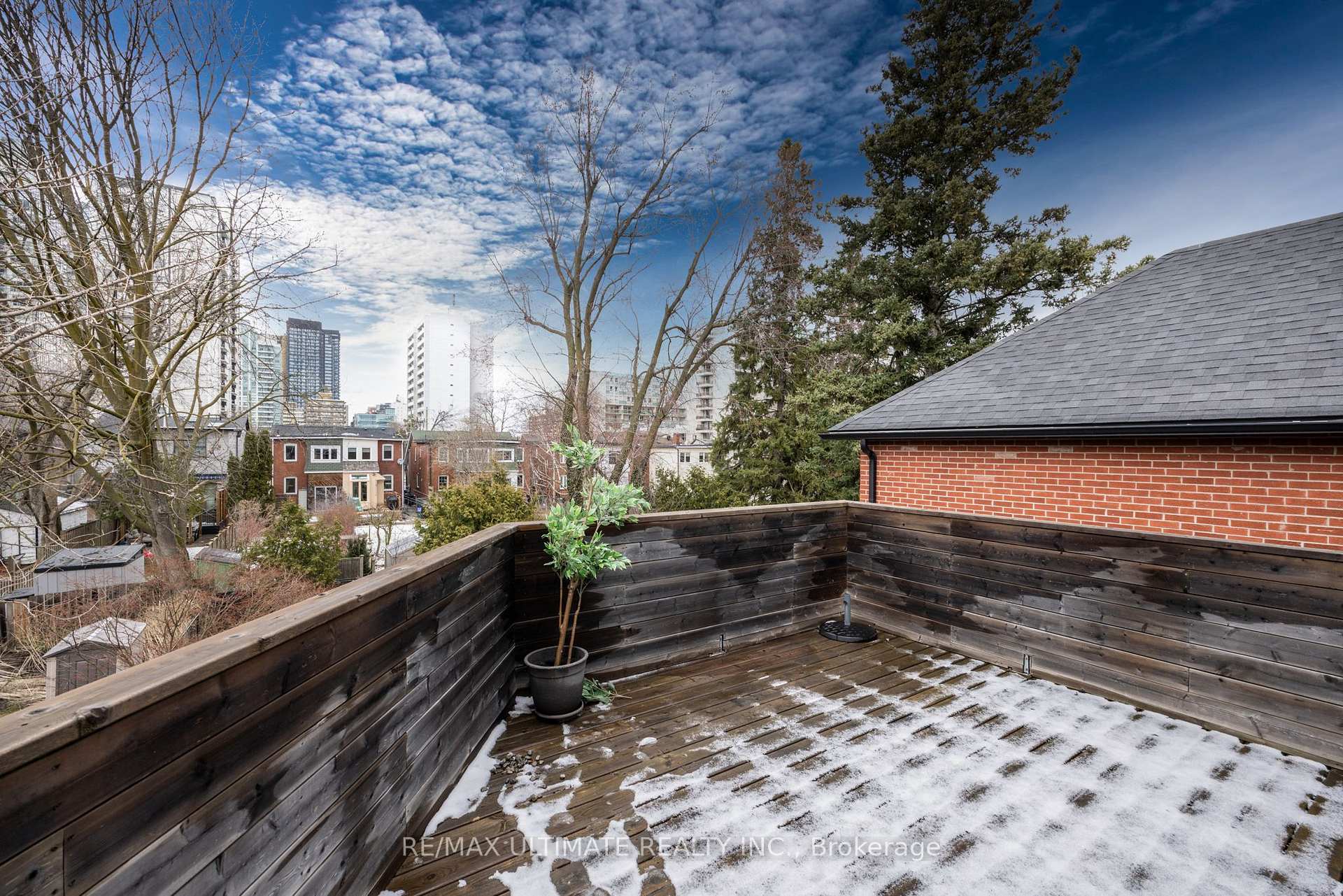 Photo 38 of 248 Hillsdale Avenue E, Toronto, Mount Pleasant West — HOMEH