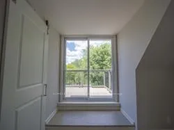 Photo 14 of Unit Upper, 186 Kingston Road, Toronto, The Beaches — HOMEH