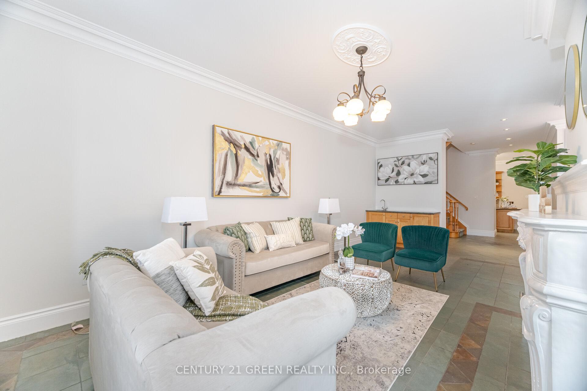 Photo 8 of 135 Glenmount Park Road, Toronto, East End-Danforth — HOMEH