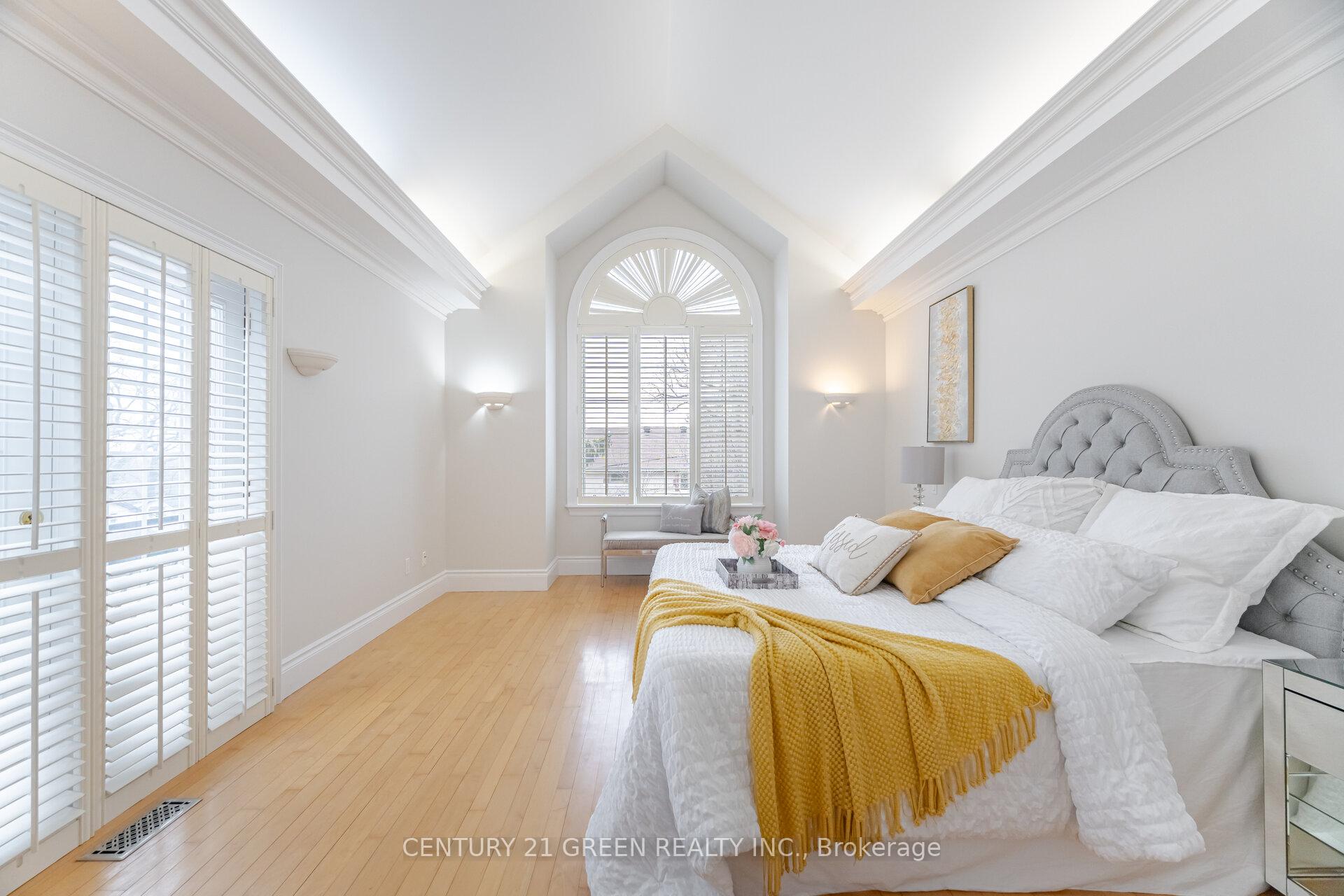 Photo 18 of 135 Glenmount Park Road, Toronto, East End-Danforth — HOMEH