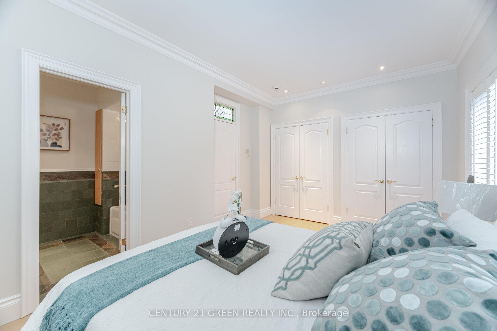 Photo 25 of 135 Glenmount Park Road, Toronto, East End-Danforth — HOMEH