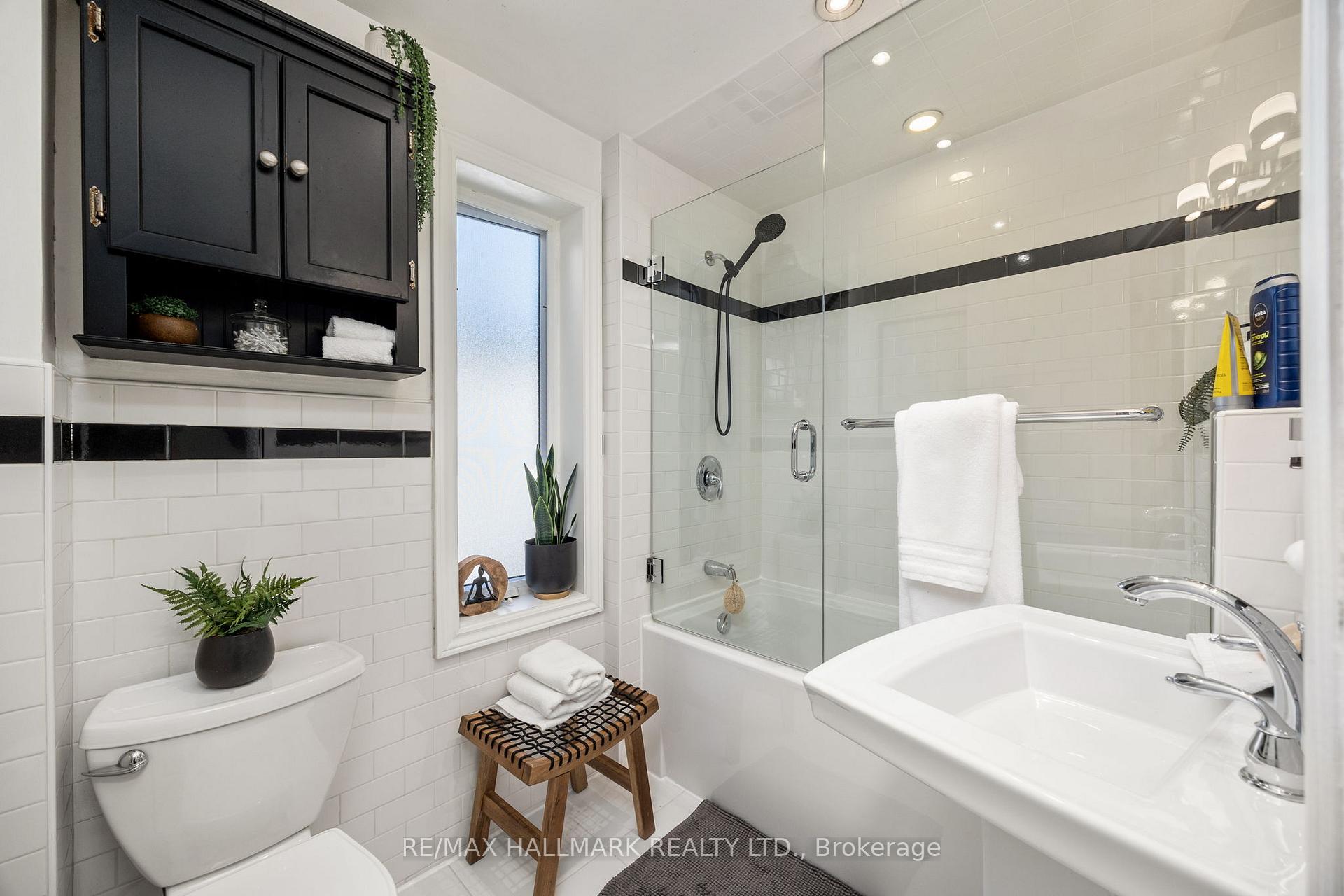 Photo 13 of 48 Allen Avenue, Toronto, South Riverdale — HOMEH