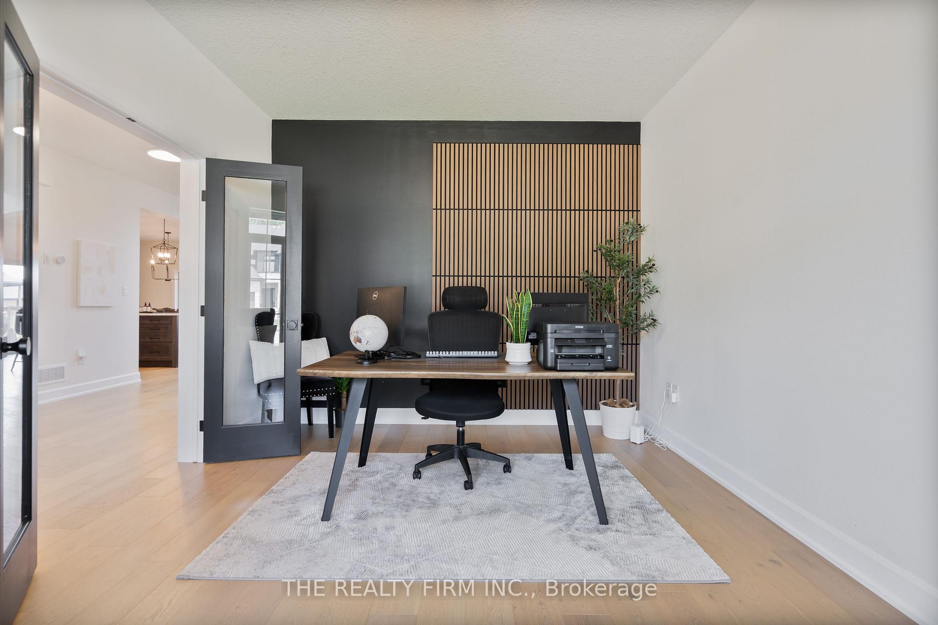 Photo 4 of 27 Briscoe Crescent, Strathroy-Caradoc, NE — HOMEH