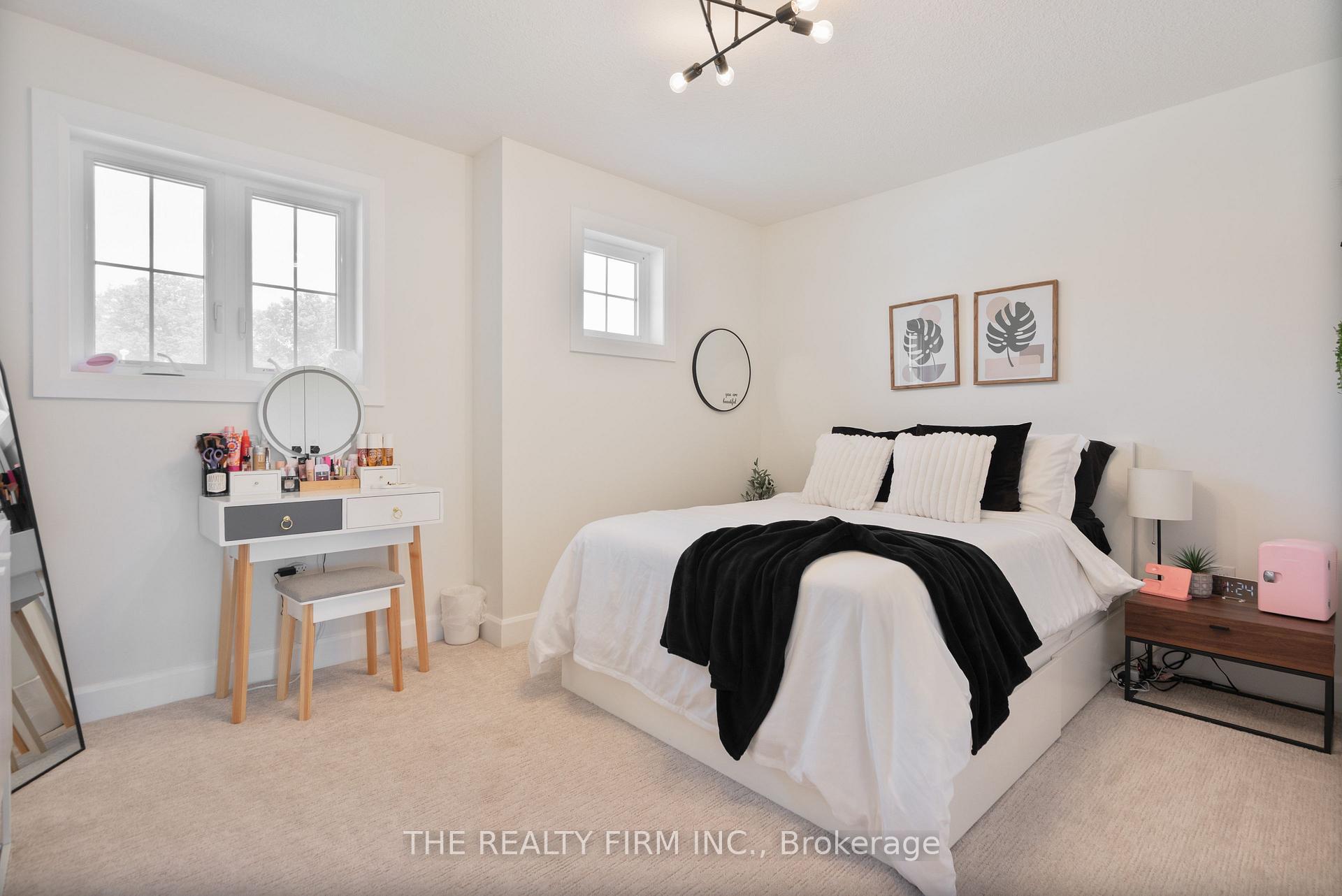 Photo 24 of 27 Briscoe Crescent, Strathroy-Caradoc, NE — HOMEH