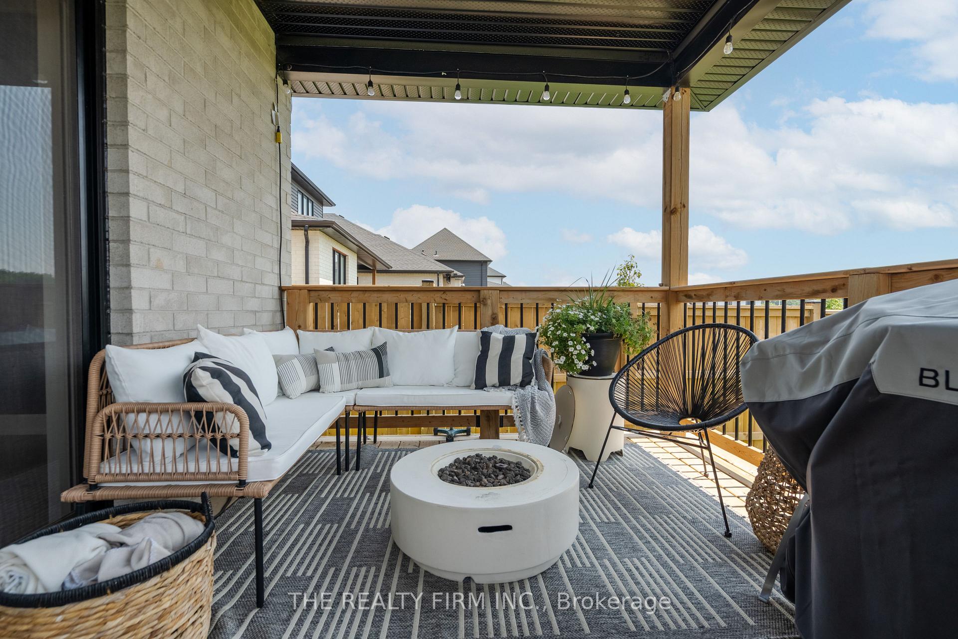 Photo 26 of 27 Briscoe Crescent, Strathroy-Caradoc, NE — HOMEH