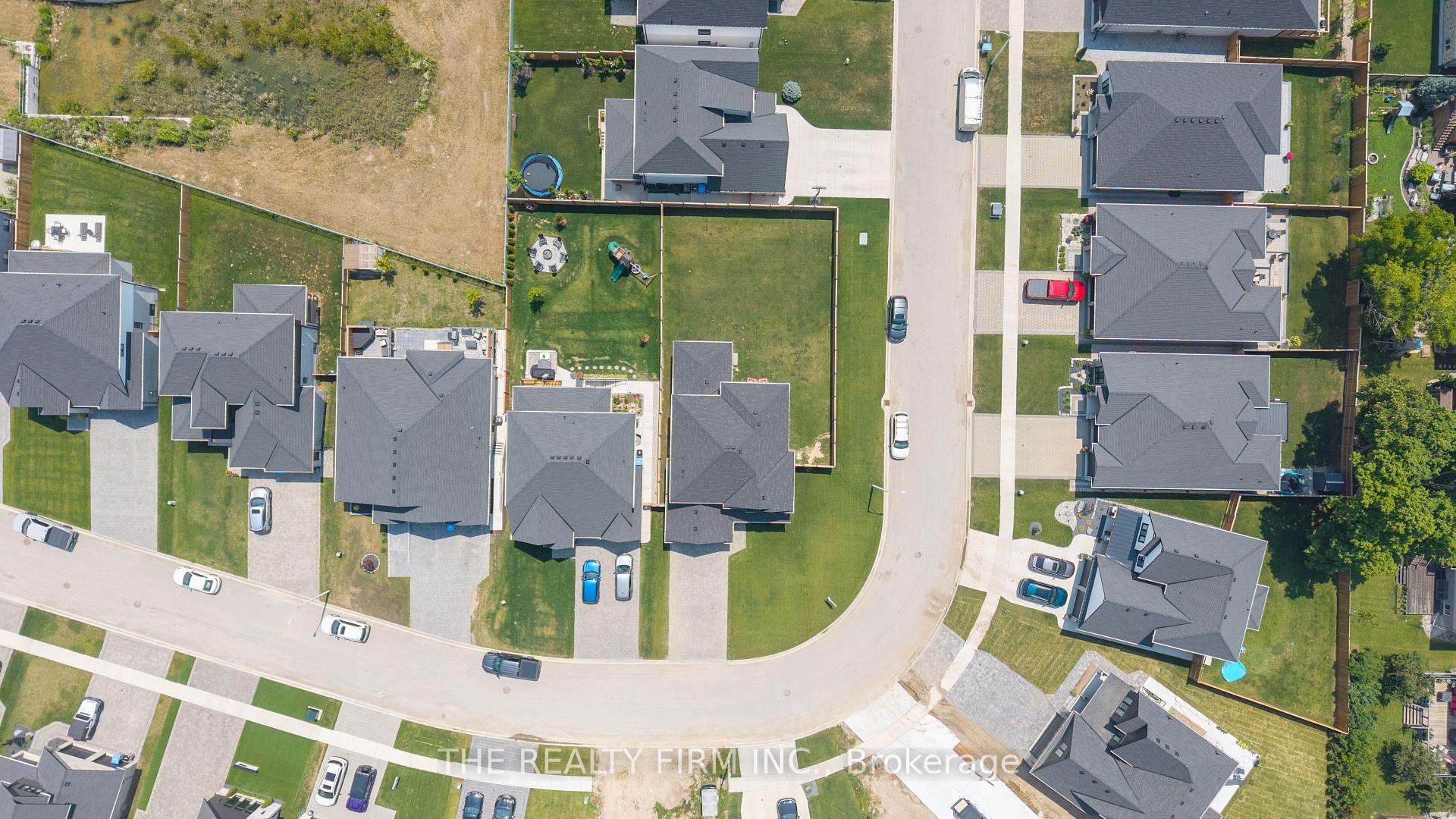 Photo 31 of 27 Briscoe Crescent, Strathroy-Caradoc, NE — HOMEH
