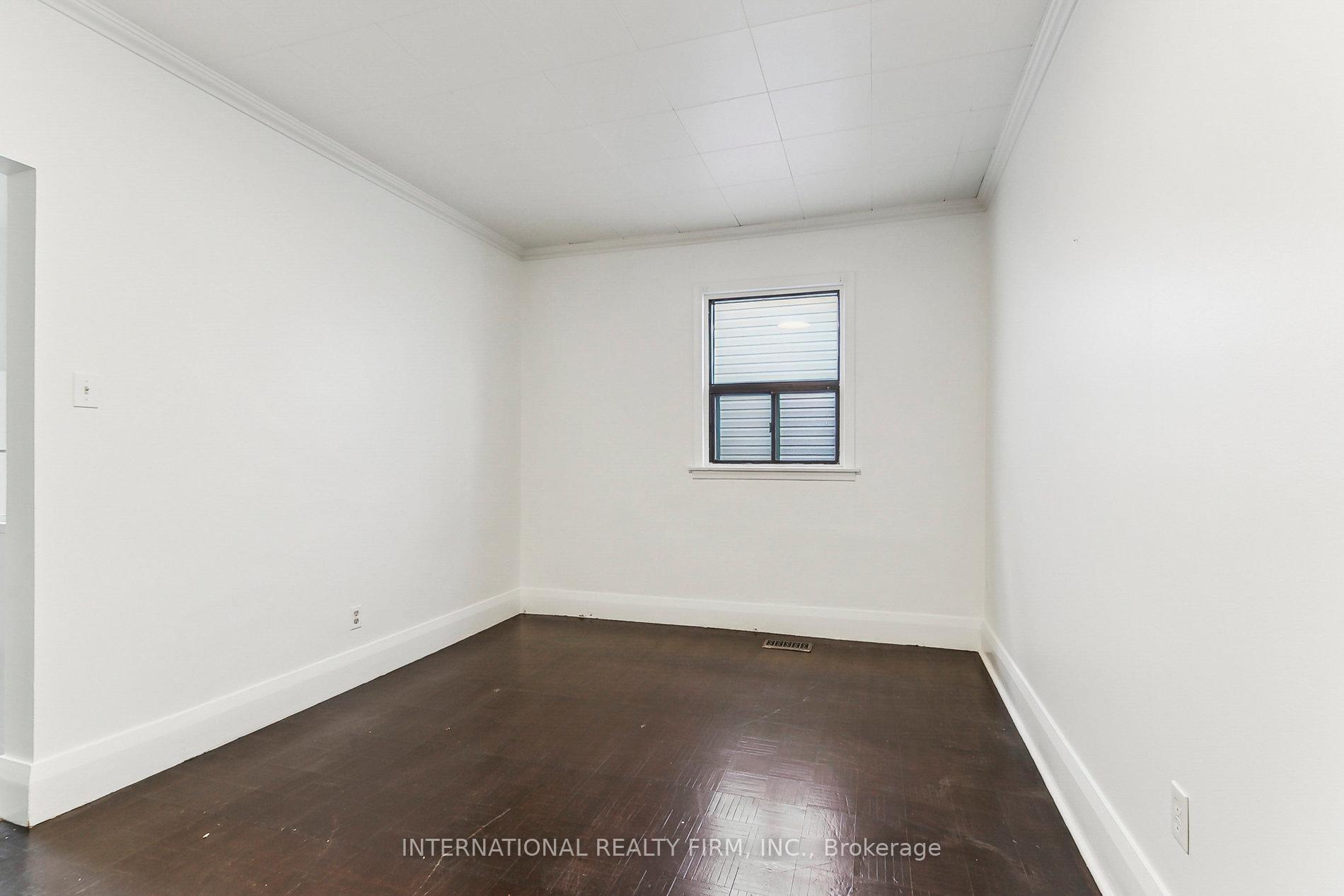 Photo 19 of Unit Upper, 279 Cedarvale Avenue, Toronto, Woodbine-Lumsden — HOMEH