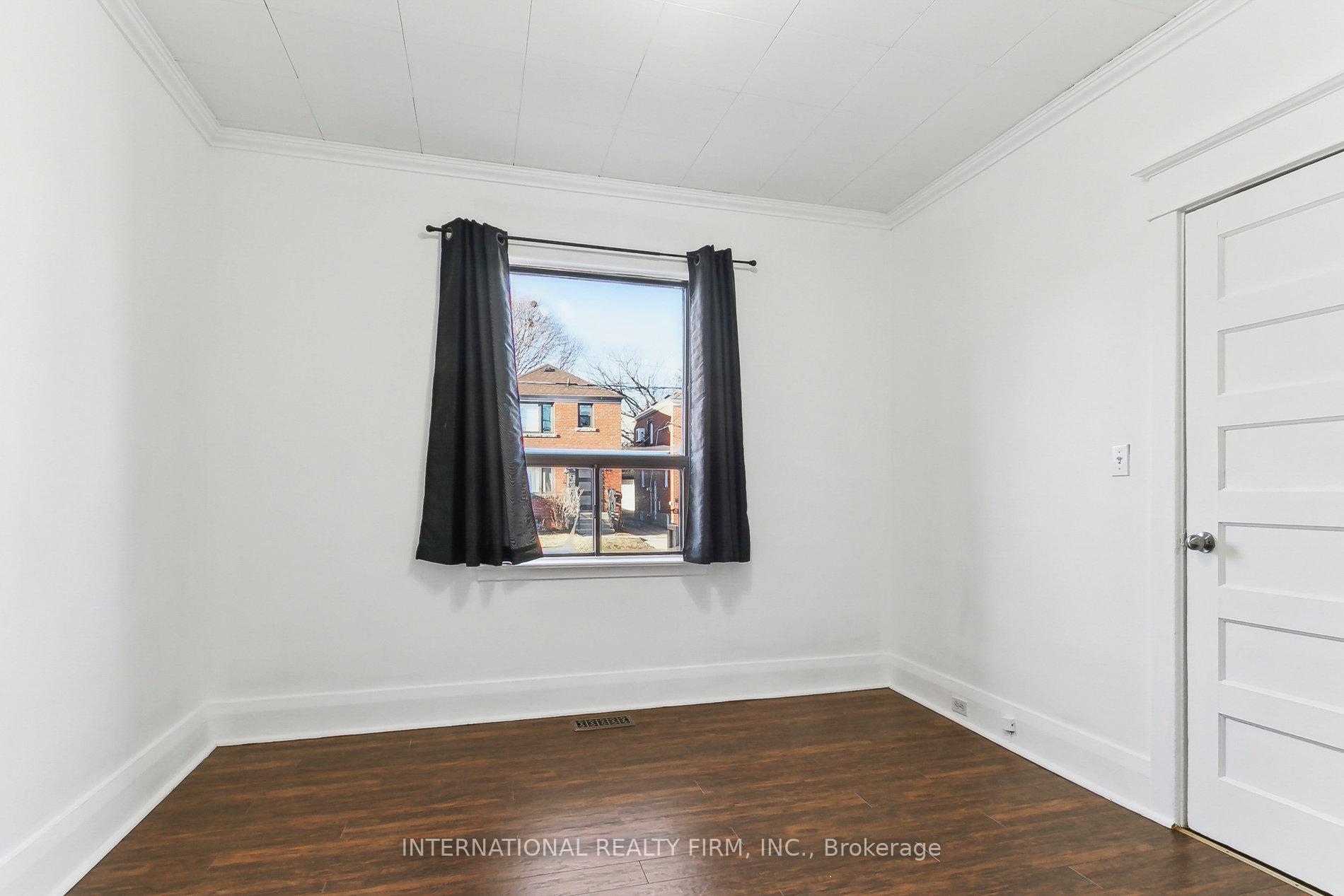 Photo 20 of Unit Upper, 279 Cedarvale Avenue, Toronto, Woodbine-Lumsden — HOMEH
