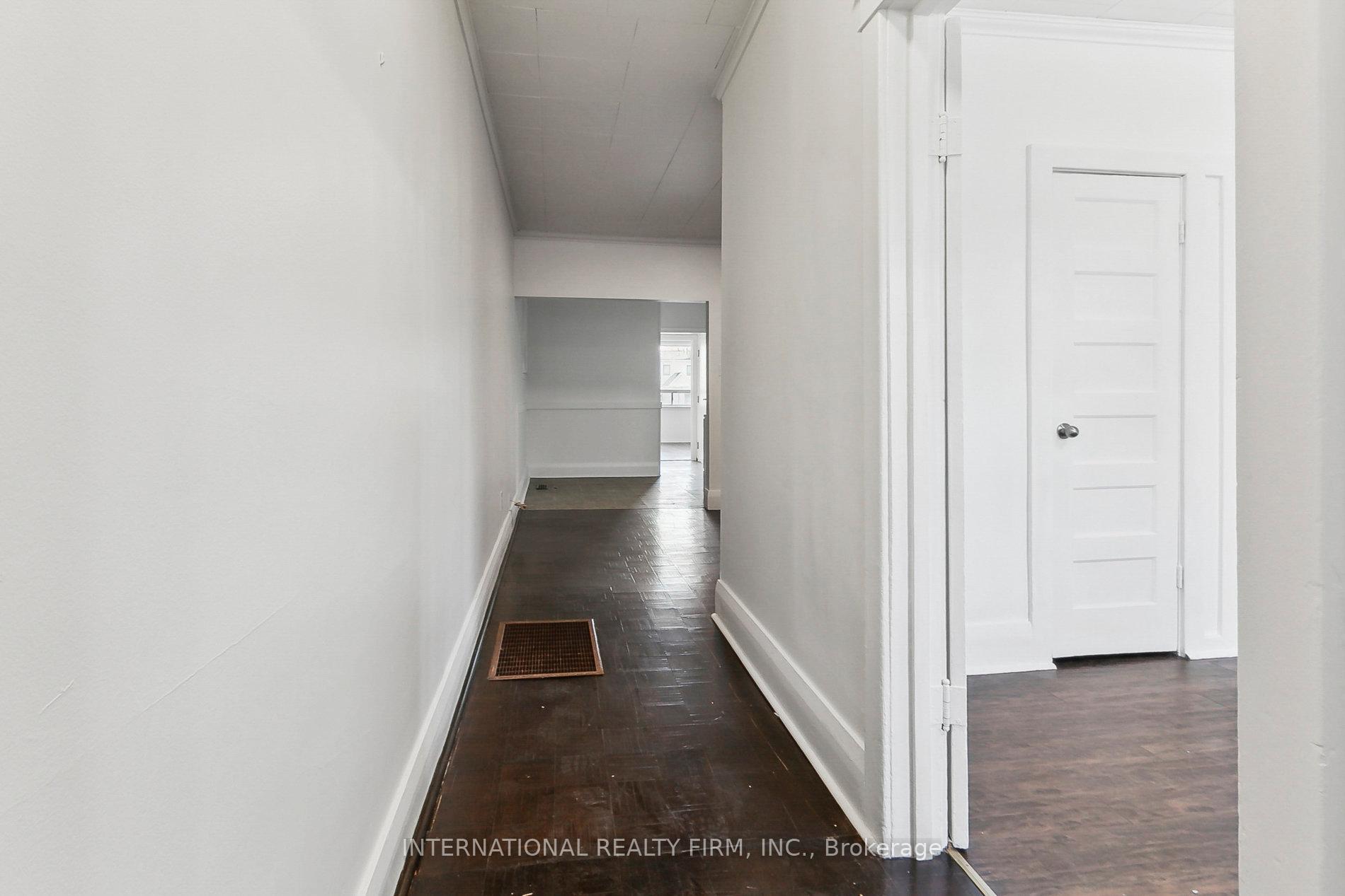 Photo 22 of Unit Upper, 279 Cedarvale Avenue, Toronto, Woodbine-Lumsden — HOMEH