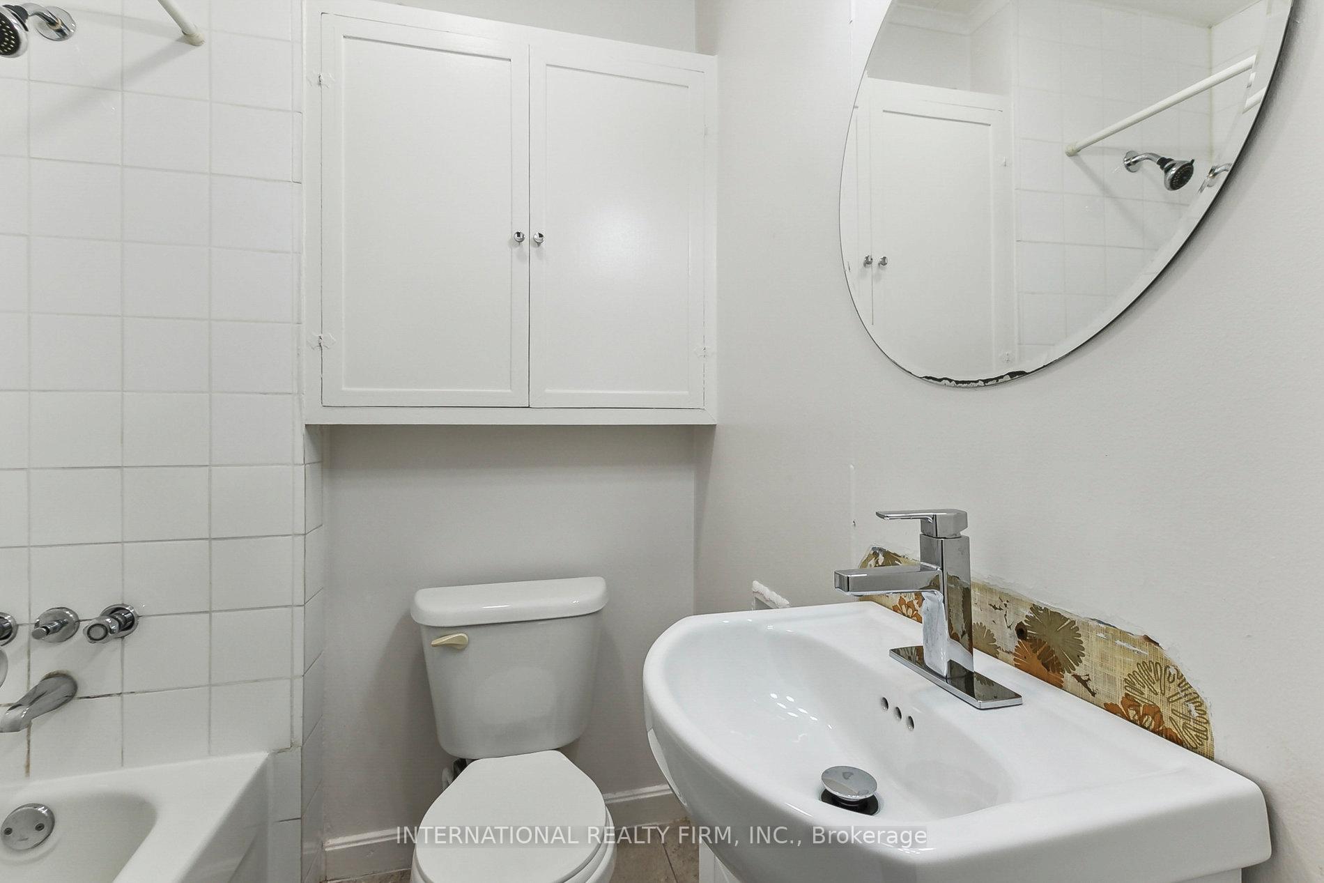 Photo 23 of Unit Upper, 279 Cedarvale Avenue, Toronto, Woodbine-Lumsden — HOMEH