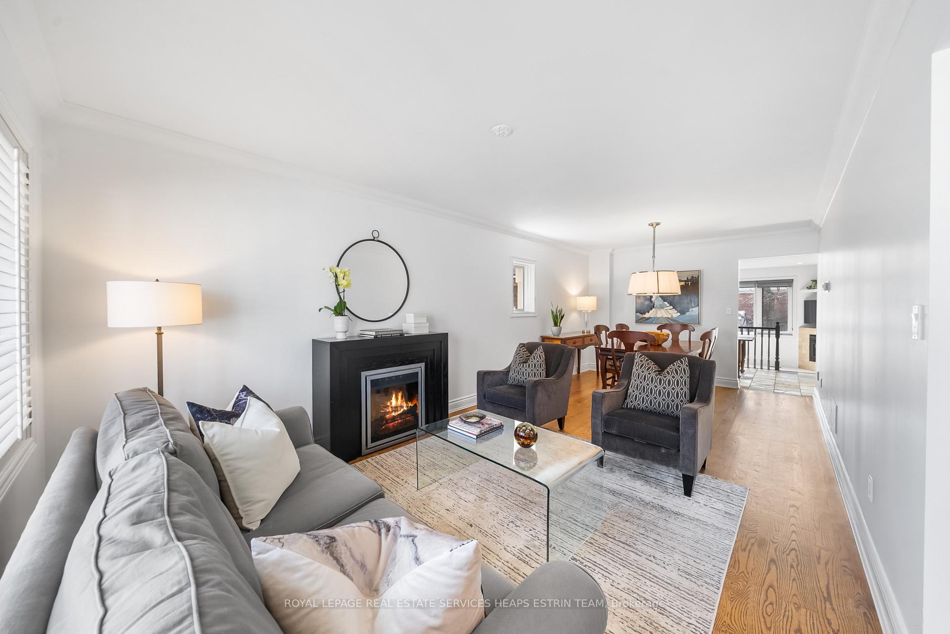 Photo 2 of 169 Parkhurst Boulevard, Toronto, Leaside — HOMEH