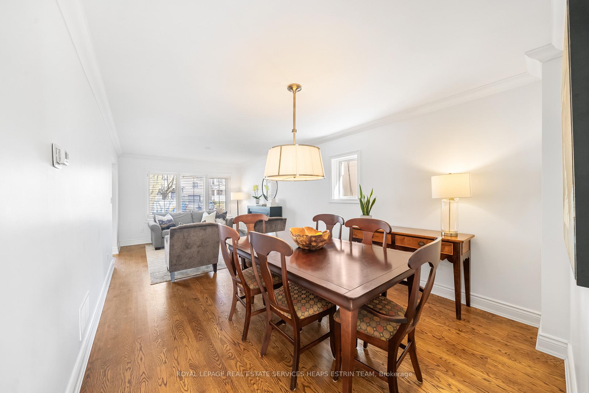 Photo 3 of 169 Parkhurst Boulevard, Toronto, Leaside — HOMEH