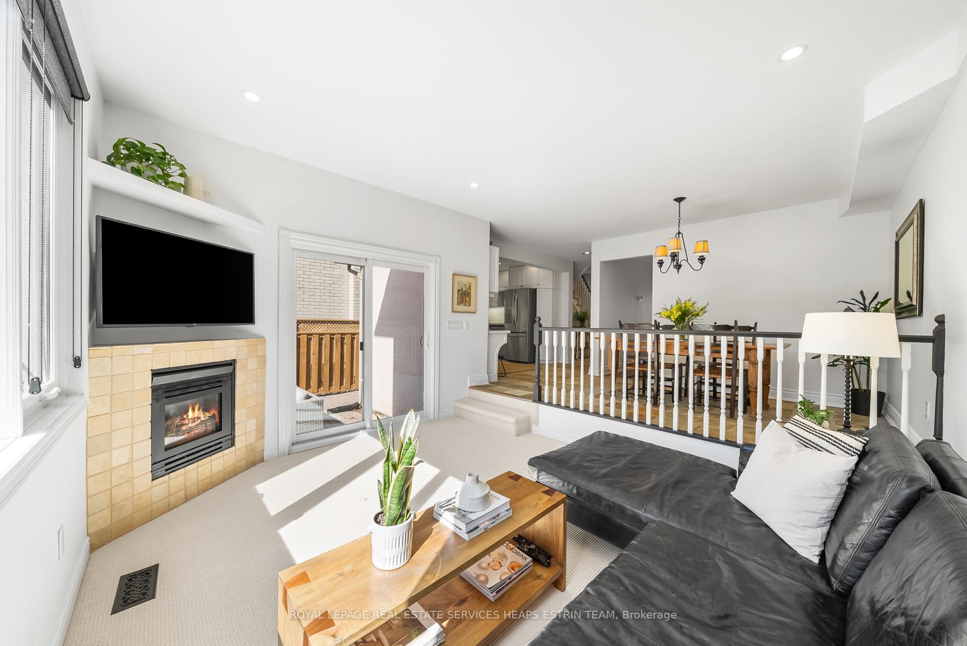 Photo 6 of 169 Parkhurst Boulevard, Toronto, Leaside — HOMEH