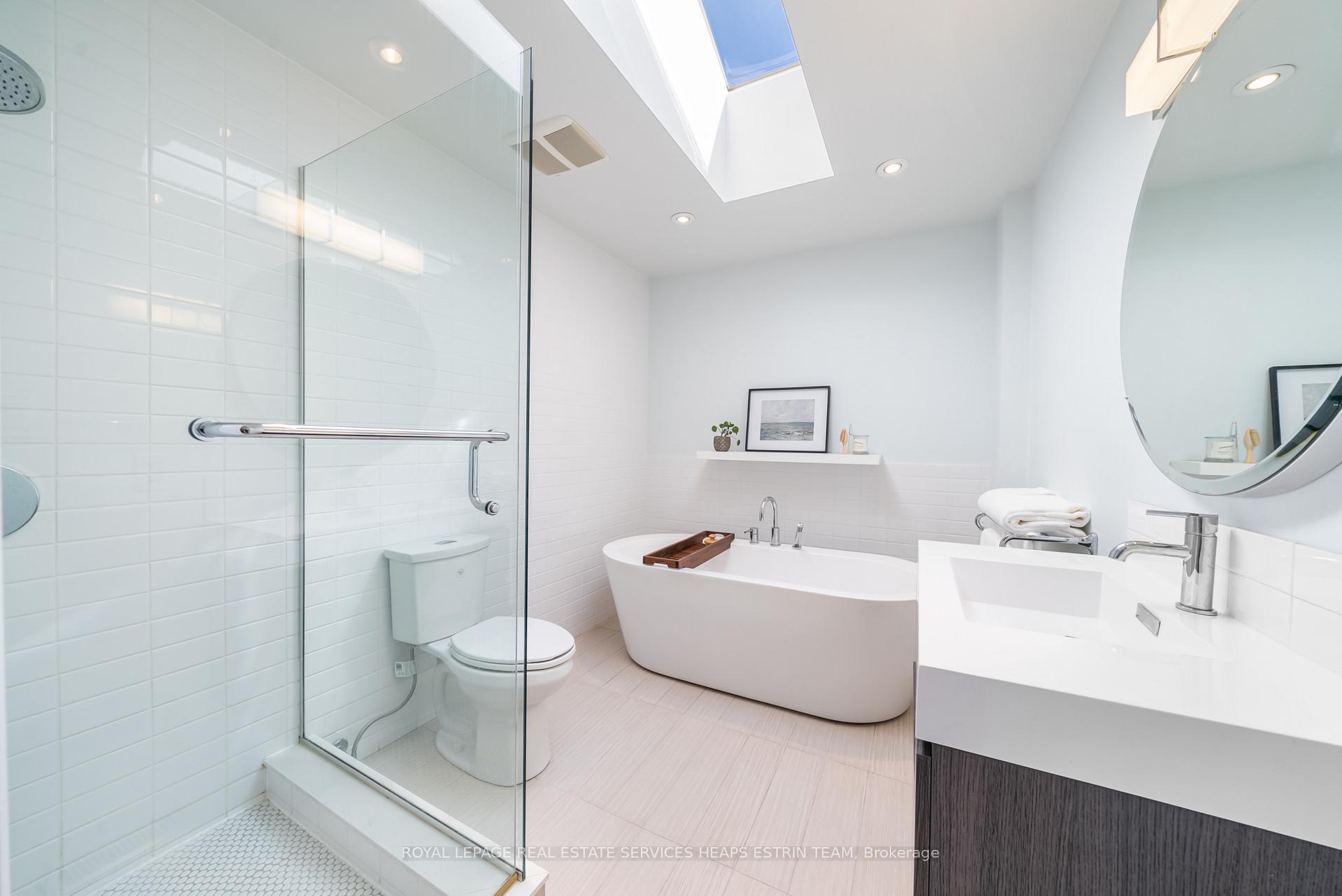 Photo 12 of 169 Parkhurst Boulevard, Toronto, Leaside — HOMEH