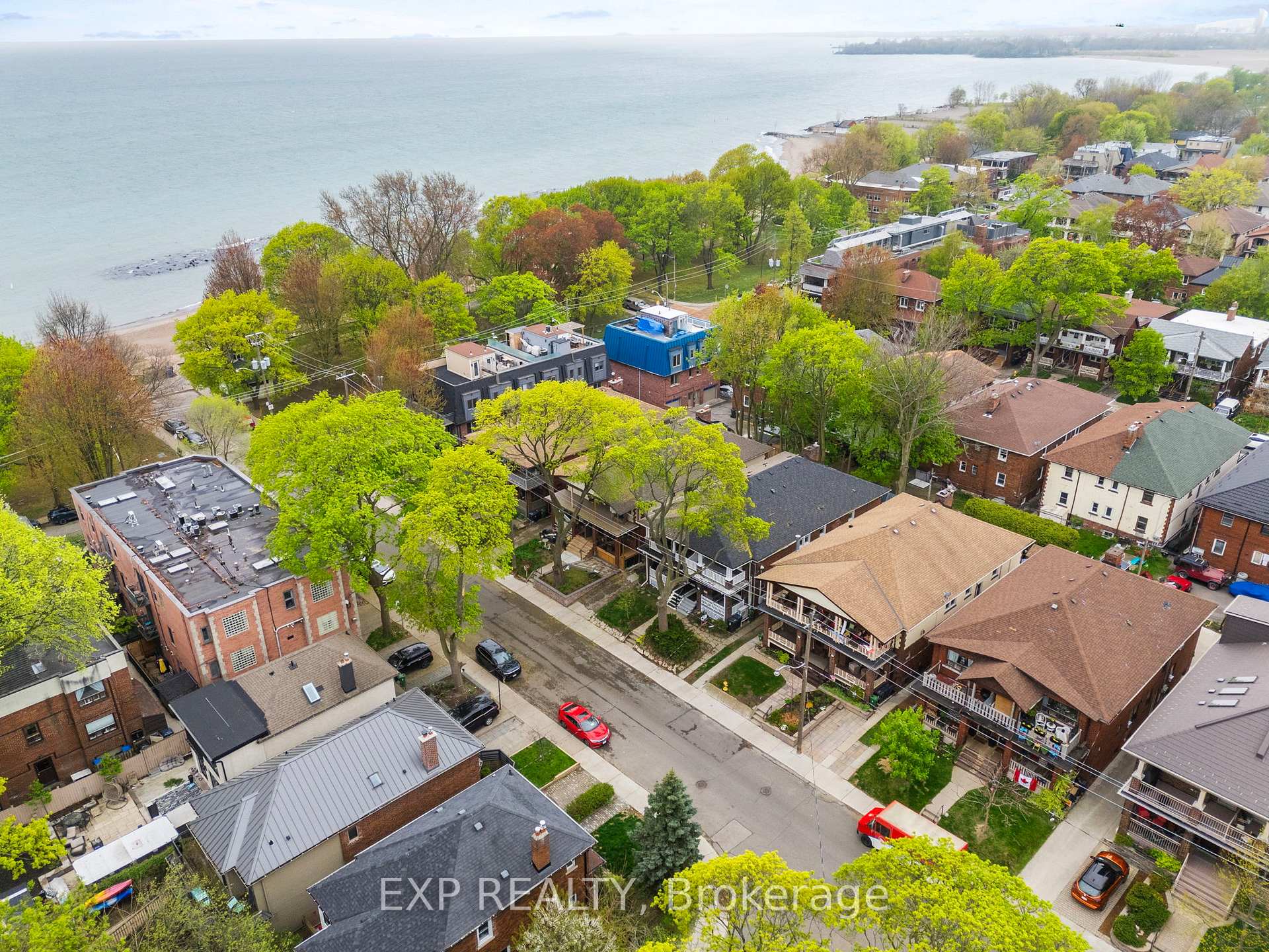 Photo 3 of 26 Glen Manor Drive, Toronto, The Beaches — HOMEH