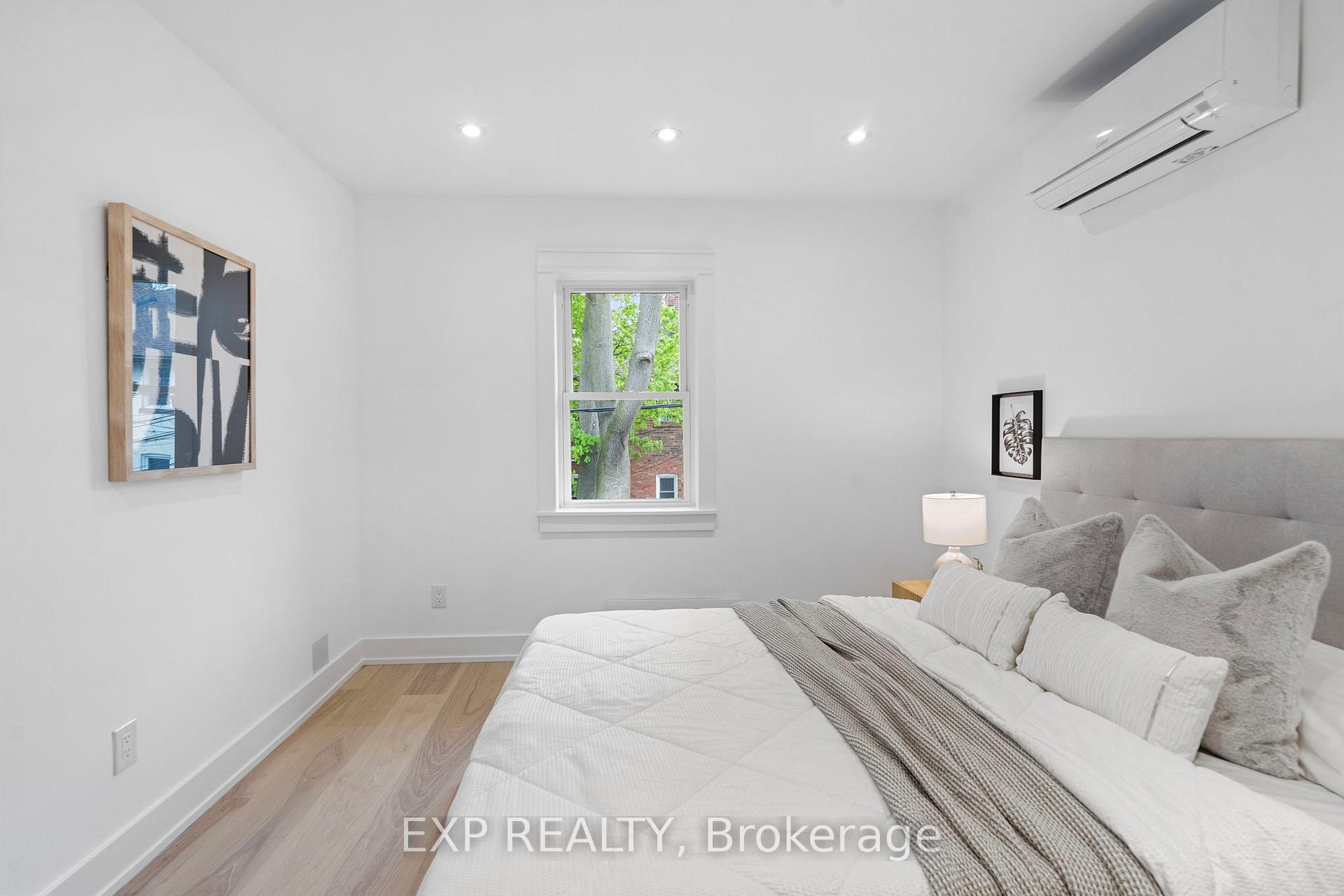 Photo 23 of 26 Glen Manor Drive, Toronto, The Beaches — HOMEH