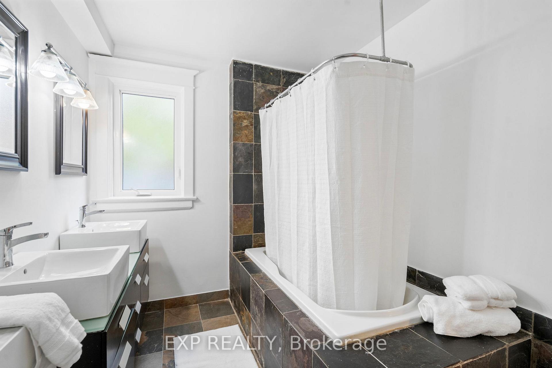 Photo 34 of 26 Glen Manor Drive, Toronto, The Beaches — HOMEH
