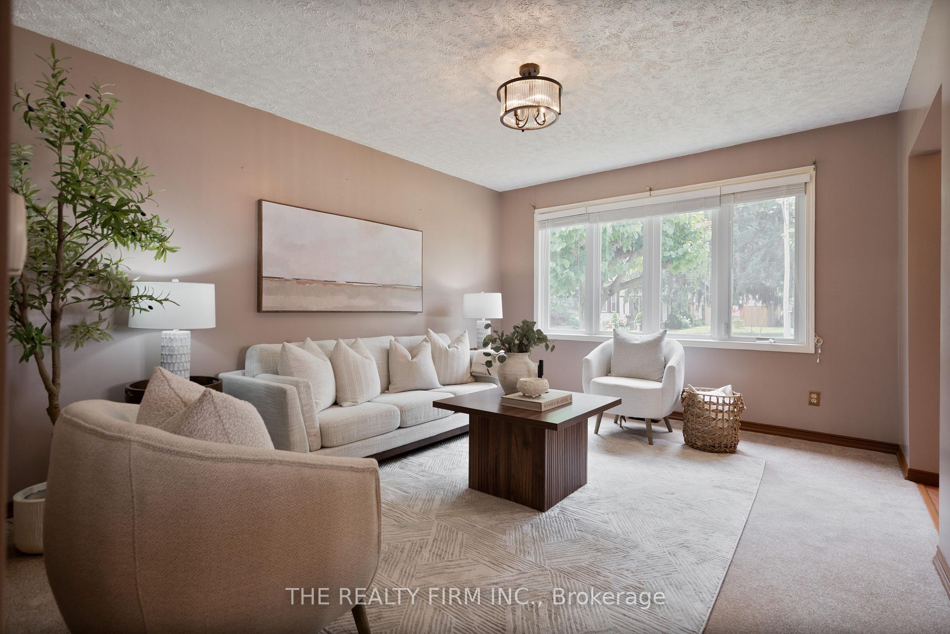 Photo 6 of 22326 Adelaide Road, Strathroy-Caradoc, Mount Brydges — HOMEH