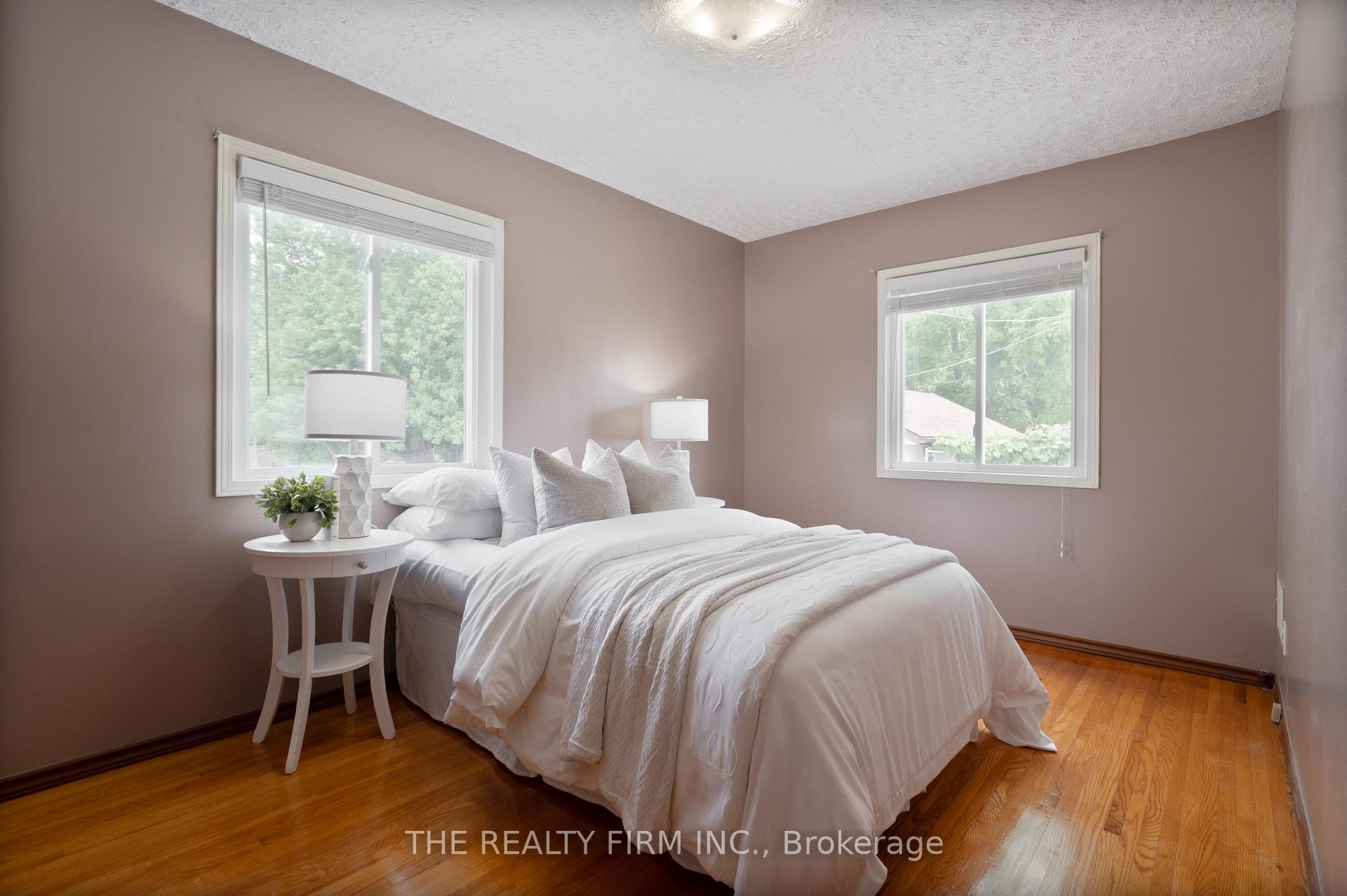 Photo 8 of 22326 Adelaide Road, Strathroy-Caradoc, Mount Brydges — HOMEH