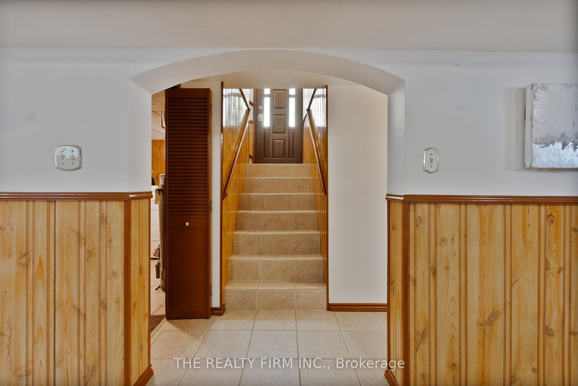 Photo 13 of 22326 Adelaide Road, Strathroy-Caradoc, Mount Brydges — HOMEH
