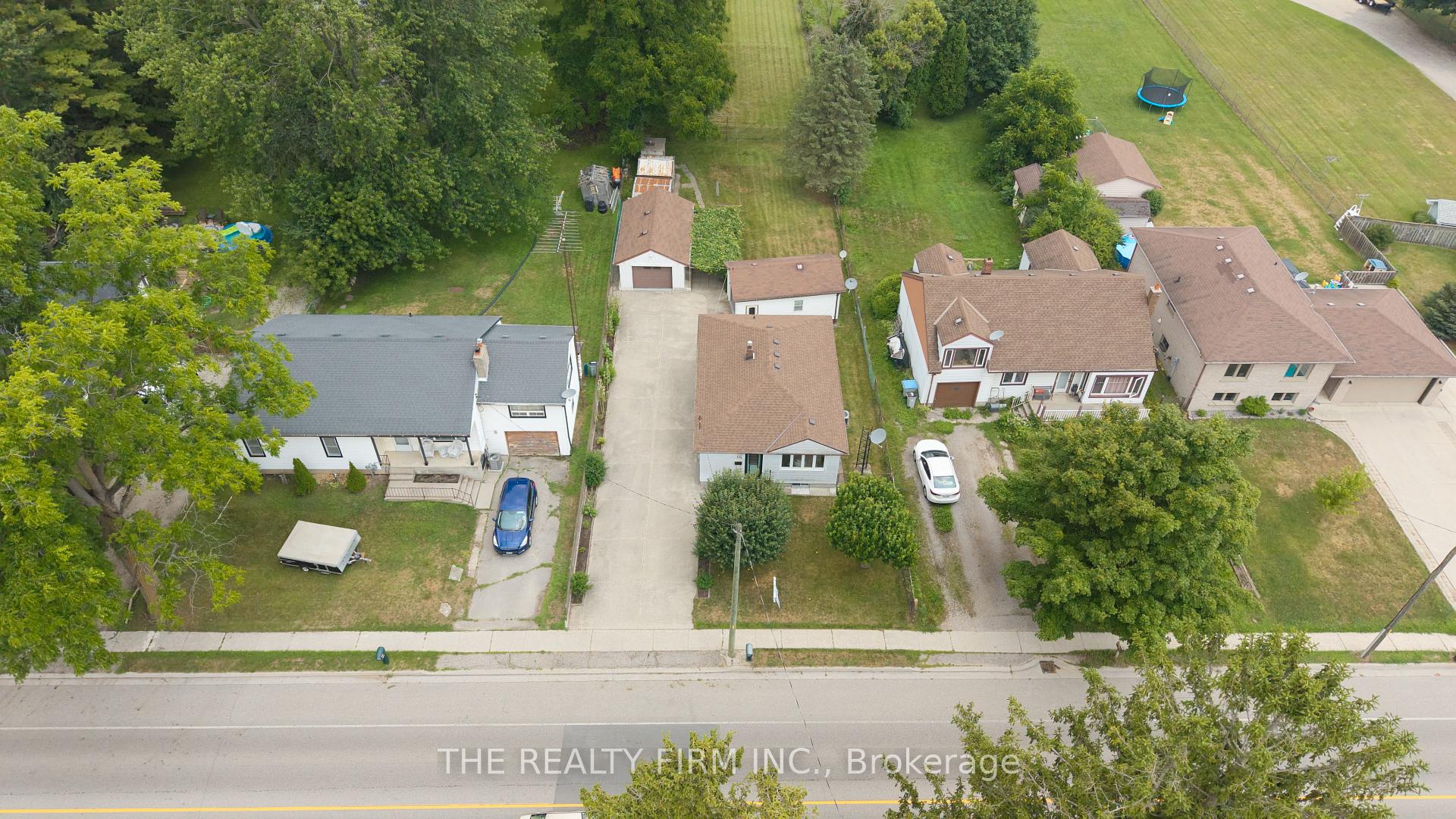 Photo 28 of 22326 Adelaide Road, Strathroy-Caradoc, Mount Brydges — HOMEH