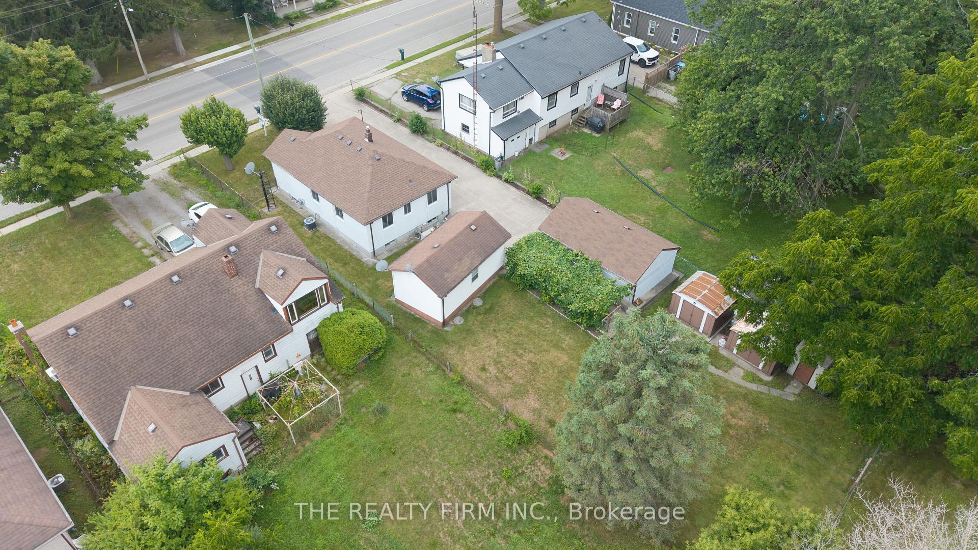 Photo 32 of 22326 Adelaide Road, Strathroy-Caradoc, Mount Brydges — HOMEH
