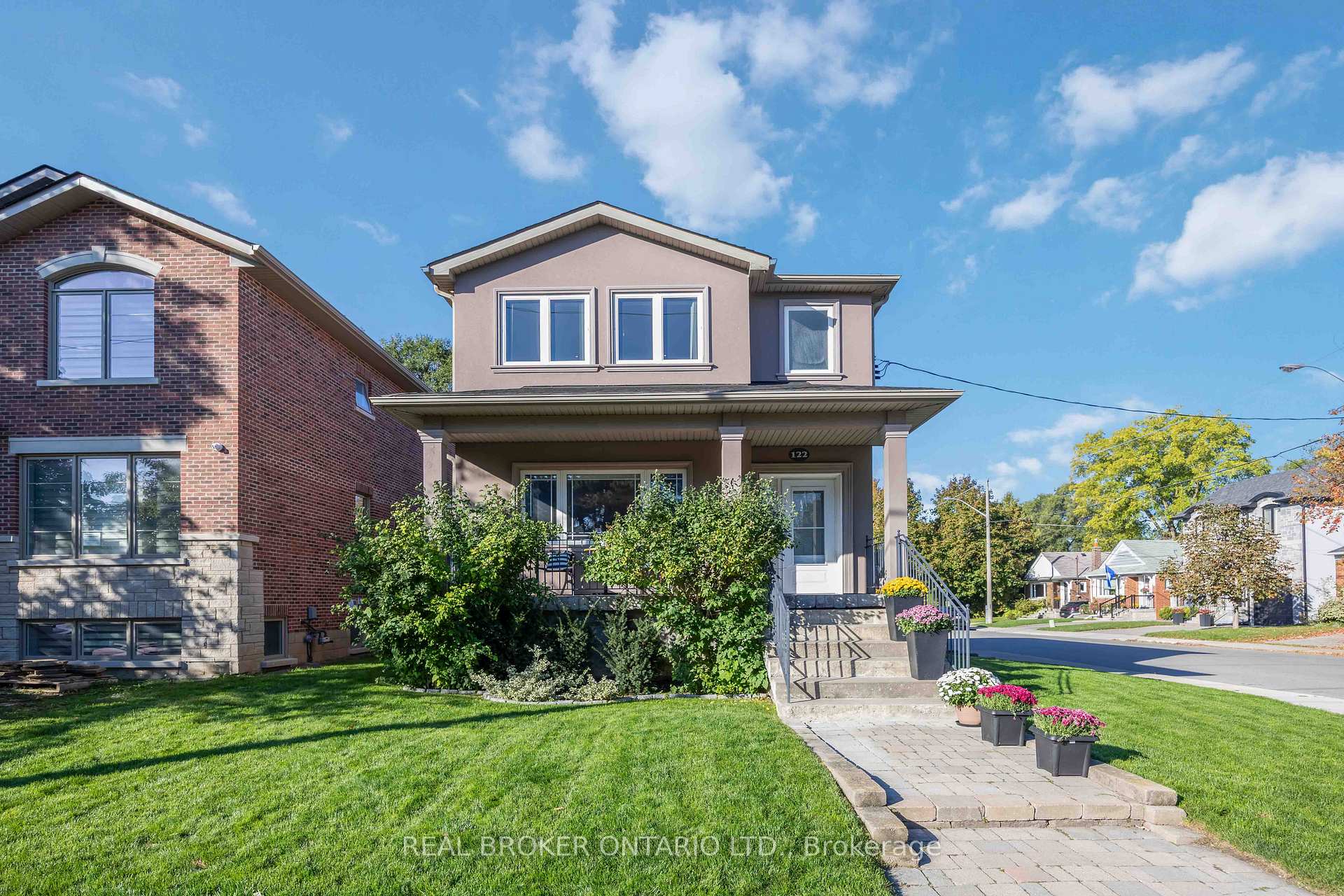 Photo 2 of 122 Cedarcrest Boulevard, Toronto, O'Connor-Parkview — HOMEH
