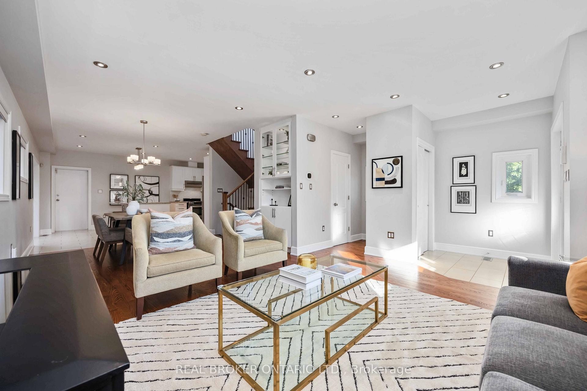 Photo 6 of 122 Cedarcrest Boulevard, Toronto, O'Connor-Parkview — HOMEH