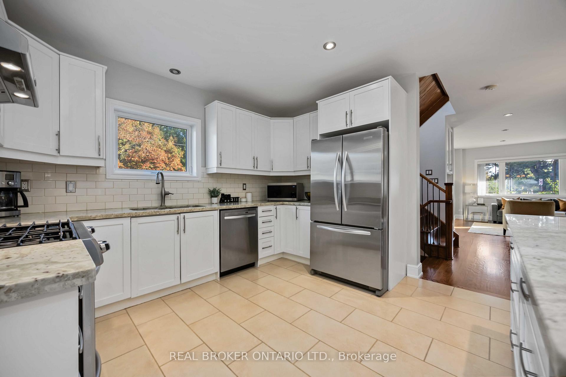Photo 11 of 122 Cedarcrest Boulevard, Toronto, O'Connor-Parkview — HOMEH