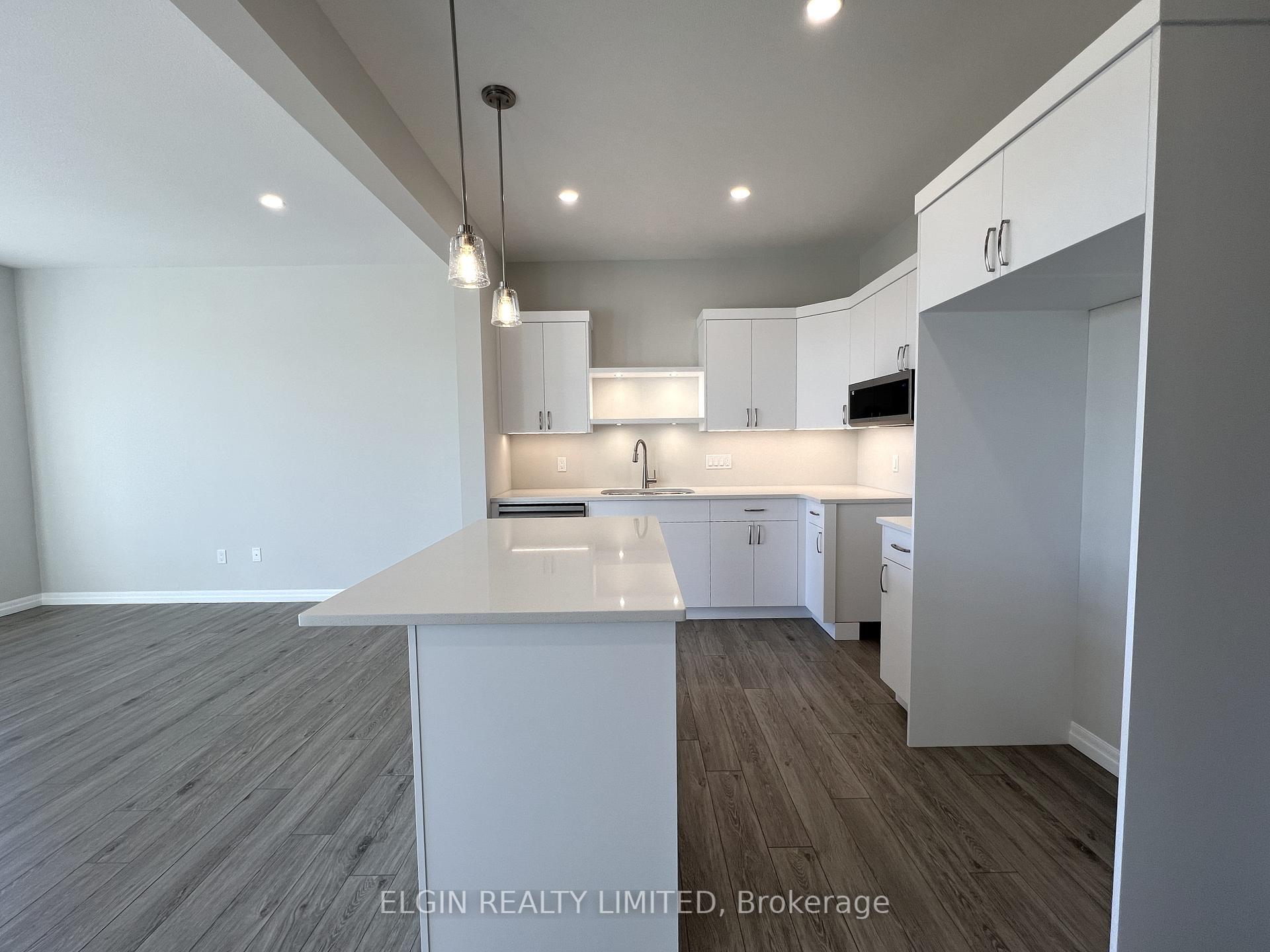 Photo 7 of 71 Braun Avenue, Tillsonburg — HOMEH
