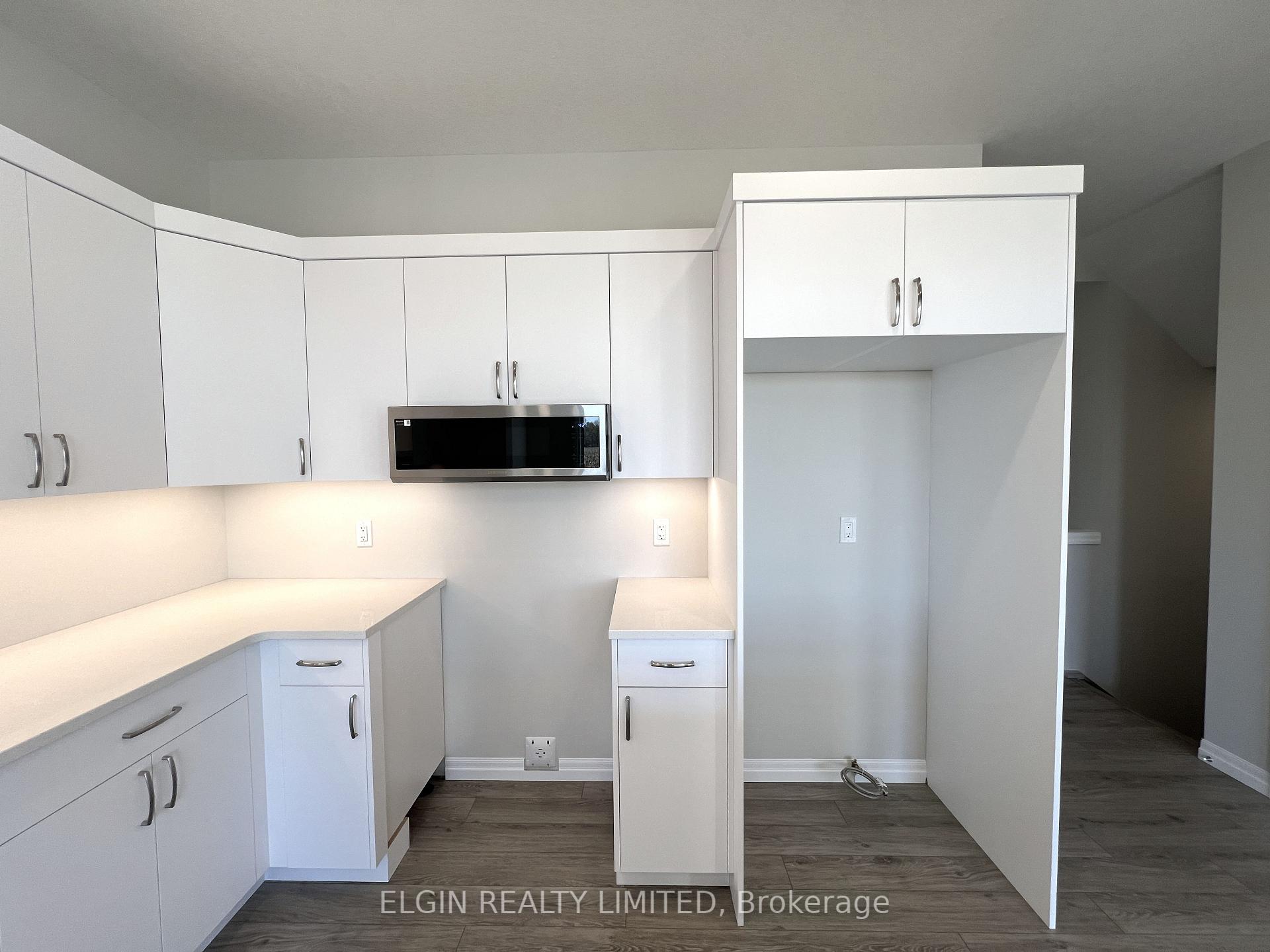 Photo 10 of 71 Braun Avenue, Tillsonburg — HOMEH