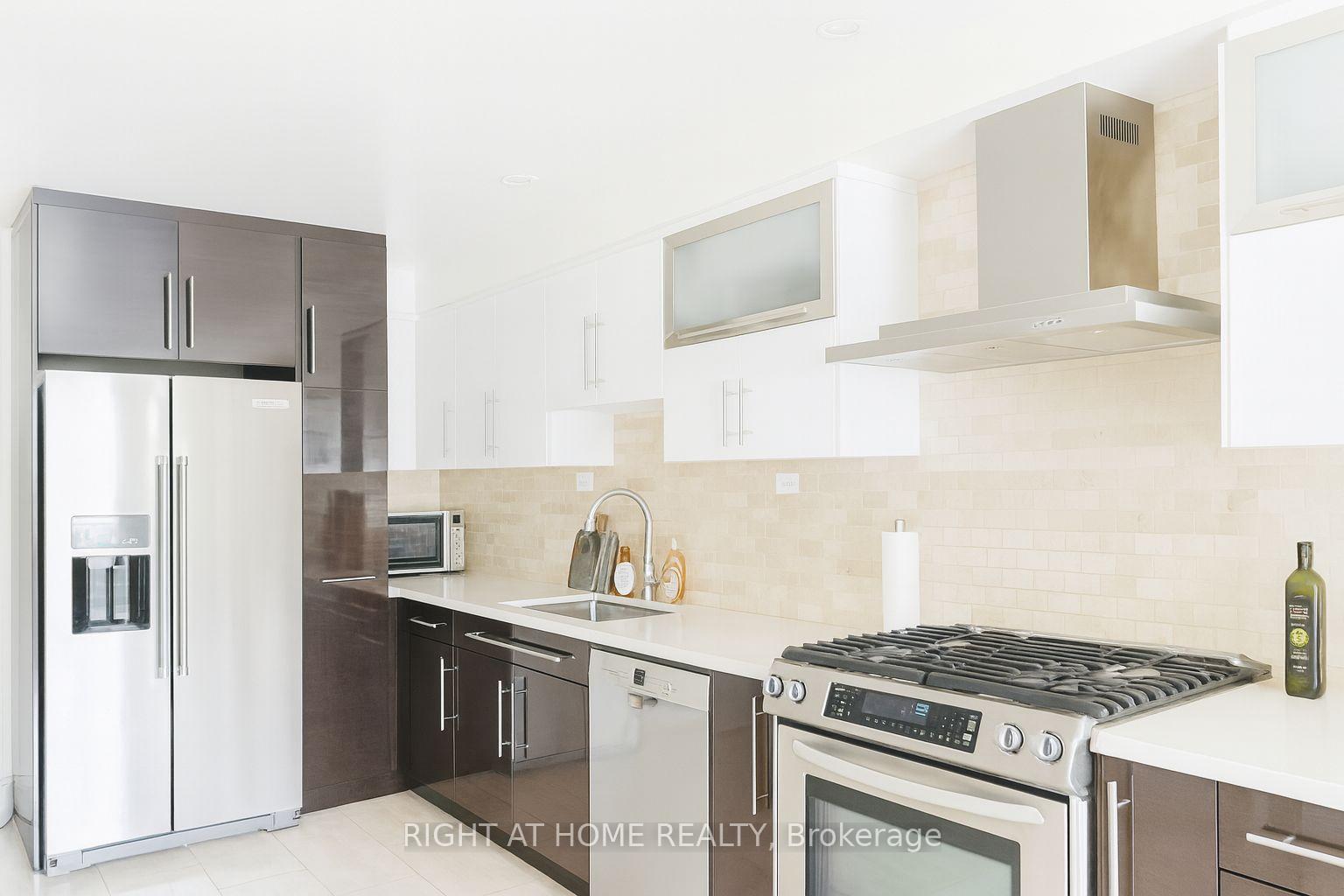 Photo 5 of 25 Keewatin Avenue, Toronto, Mount Pleasant West — HOMEH