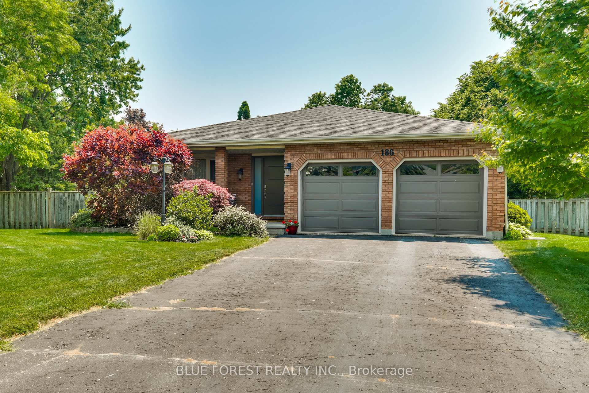 Photo 1 of 186 Scarlett Circle, Thames Centre, Dorchester — HOMEH