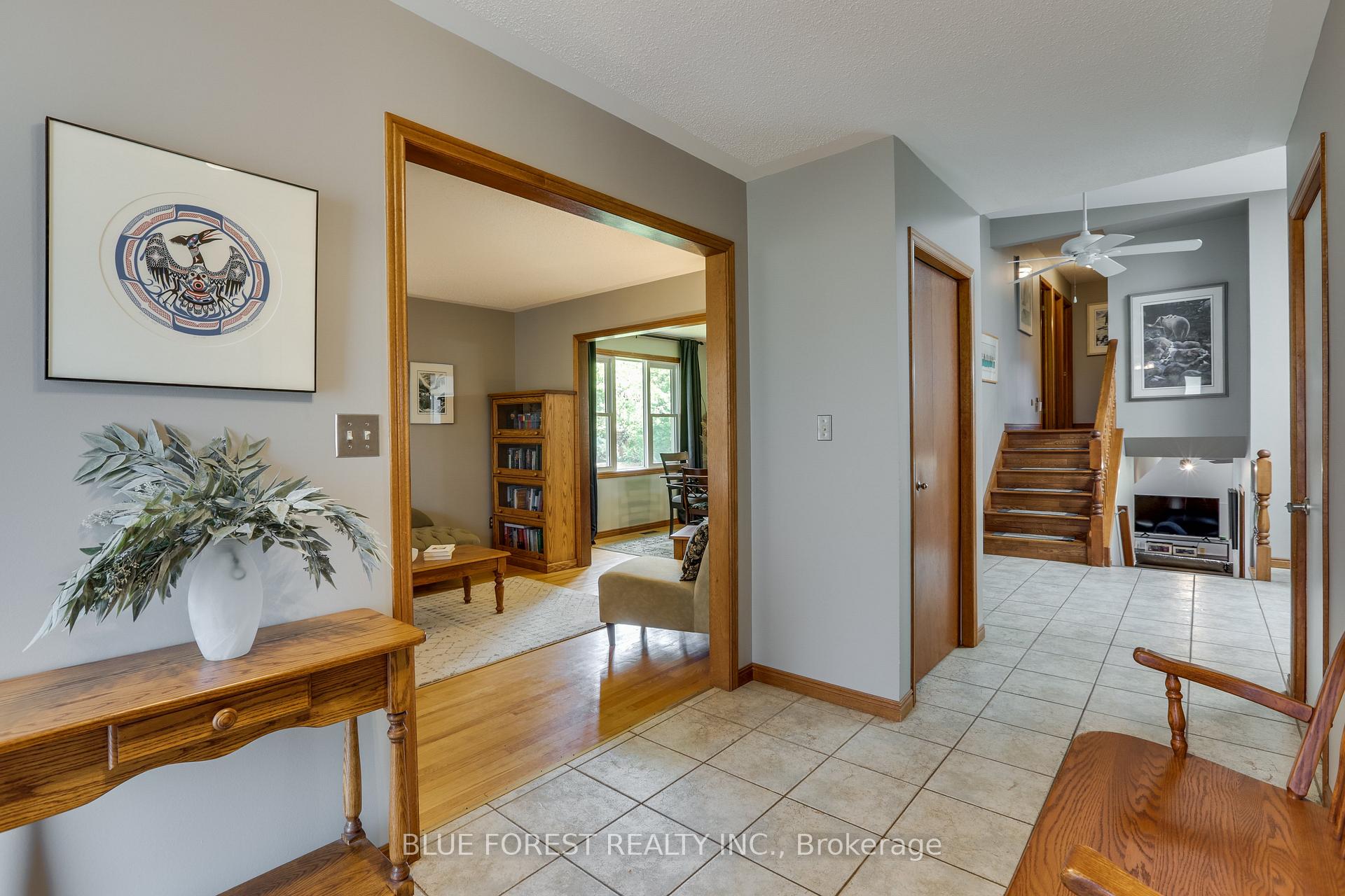 Photo 3 of 186 Scarlett Circle, Thames Centre, Dorchester — HOMEH