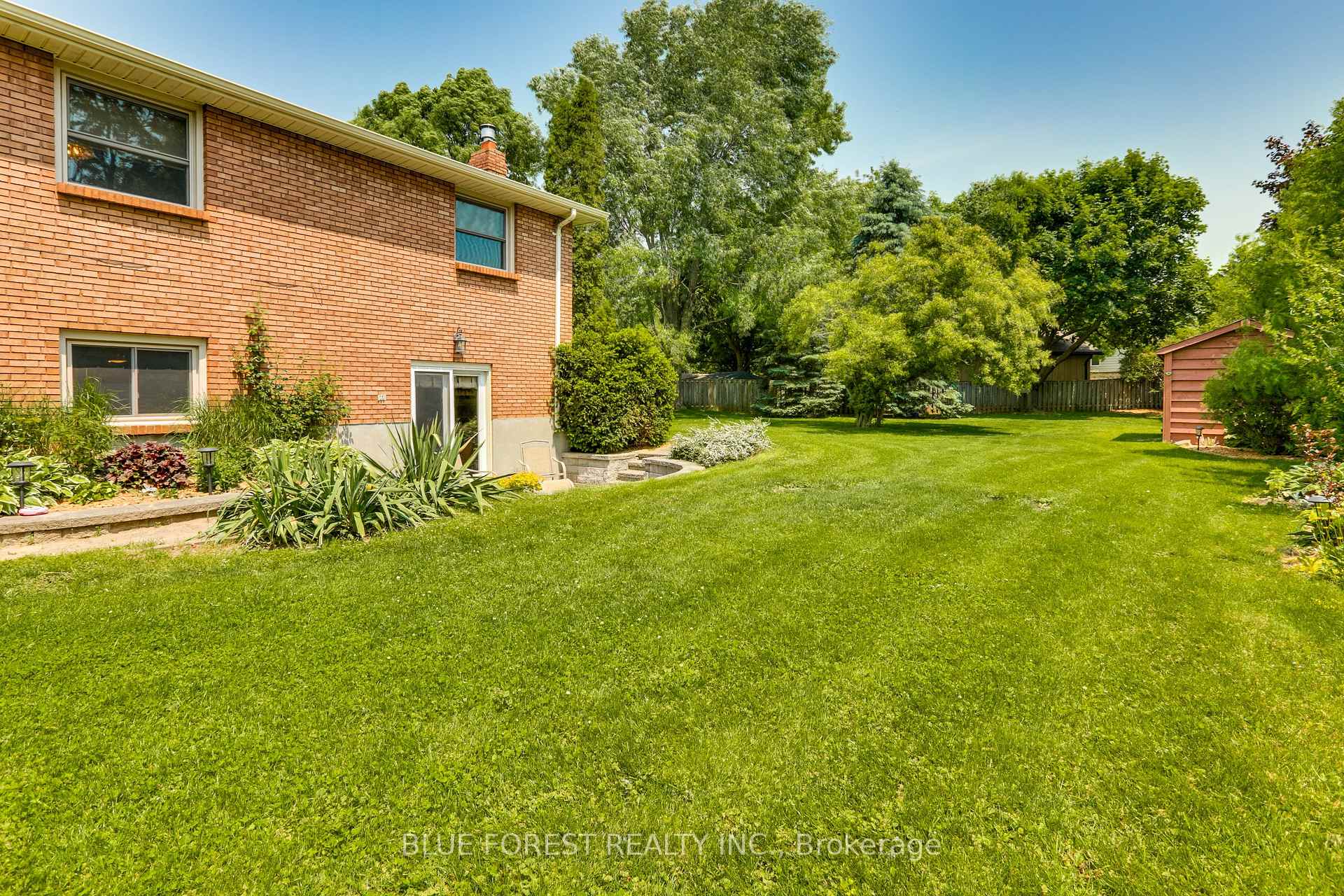 Photo 32 of 186 Scarlett Circle, Thames Centre, Dorchester — HOMEH