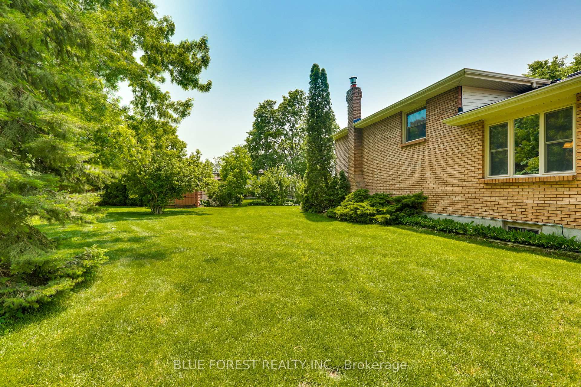 Photo 36 of 186 Scarlett Circle, Thames Centre, Dorchester — HOMEH
