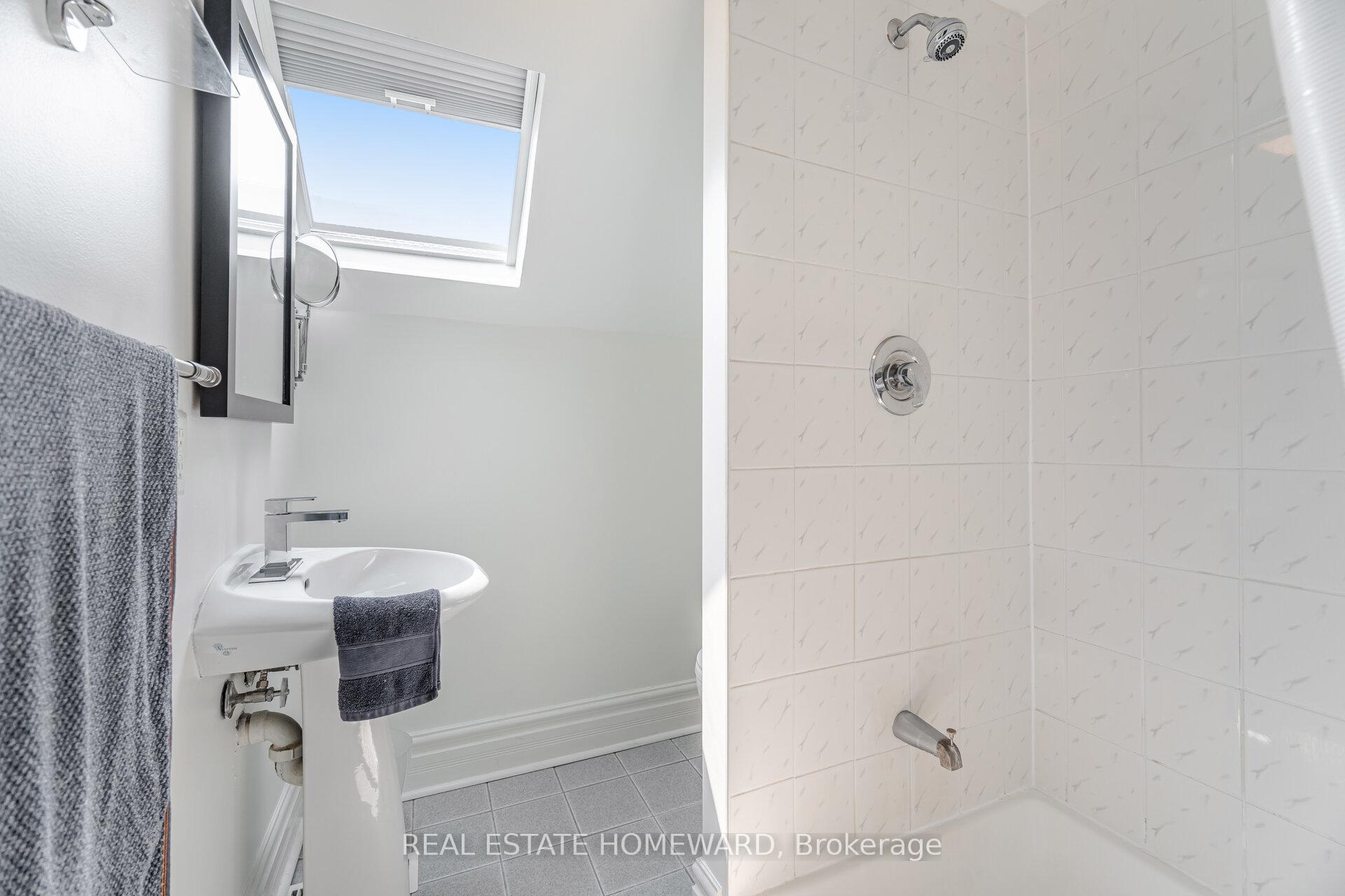 Photo 24 of 164 Morse Street, Toronto, South Riverdale — HOMEH