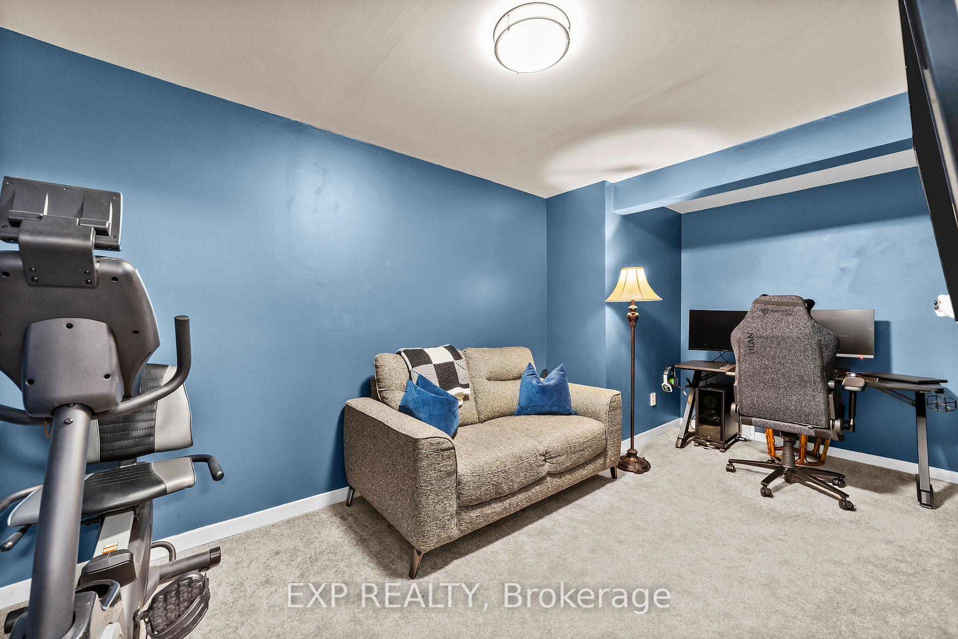 Photo 33 of 489 Riverview Drive, Strathroy-Caradoc, NE — HOMEH