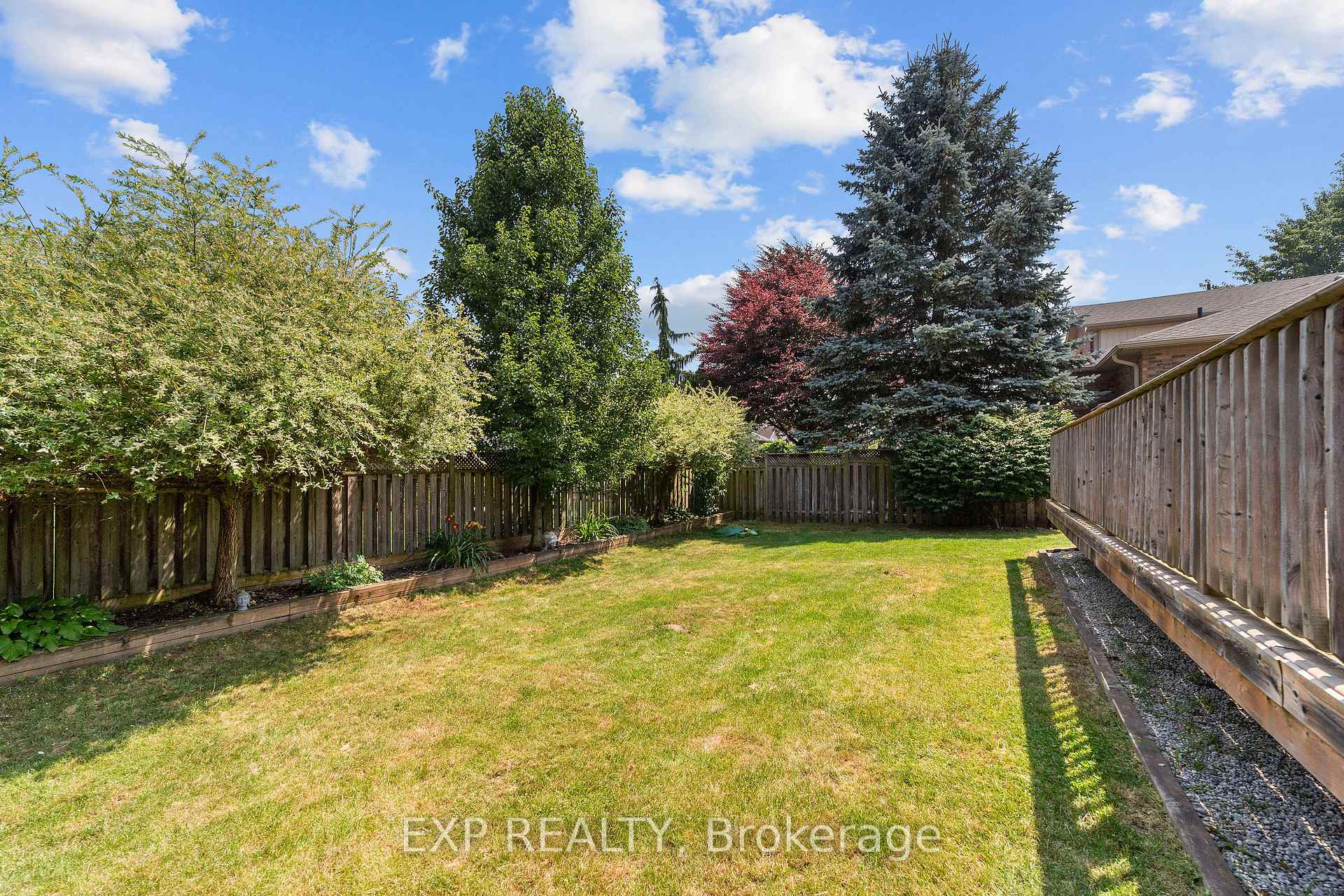 Photo 35 of 489 Riverview Drive, Strathroy-Caradoc, NE — HOMEH