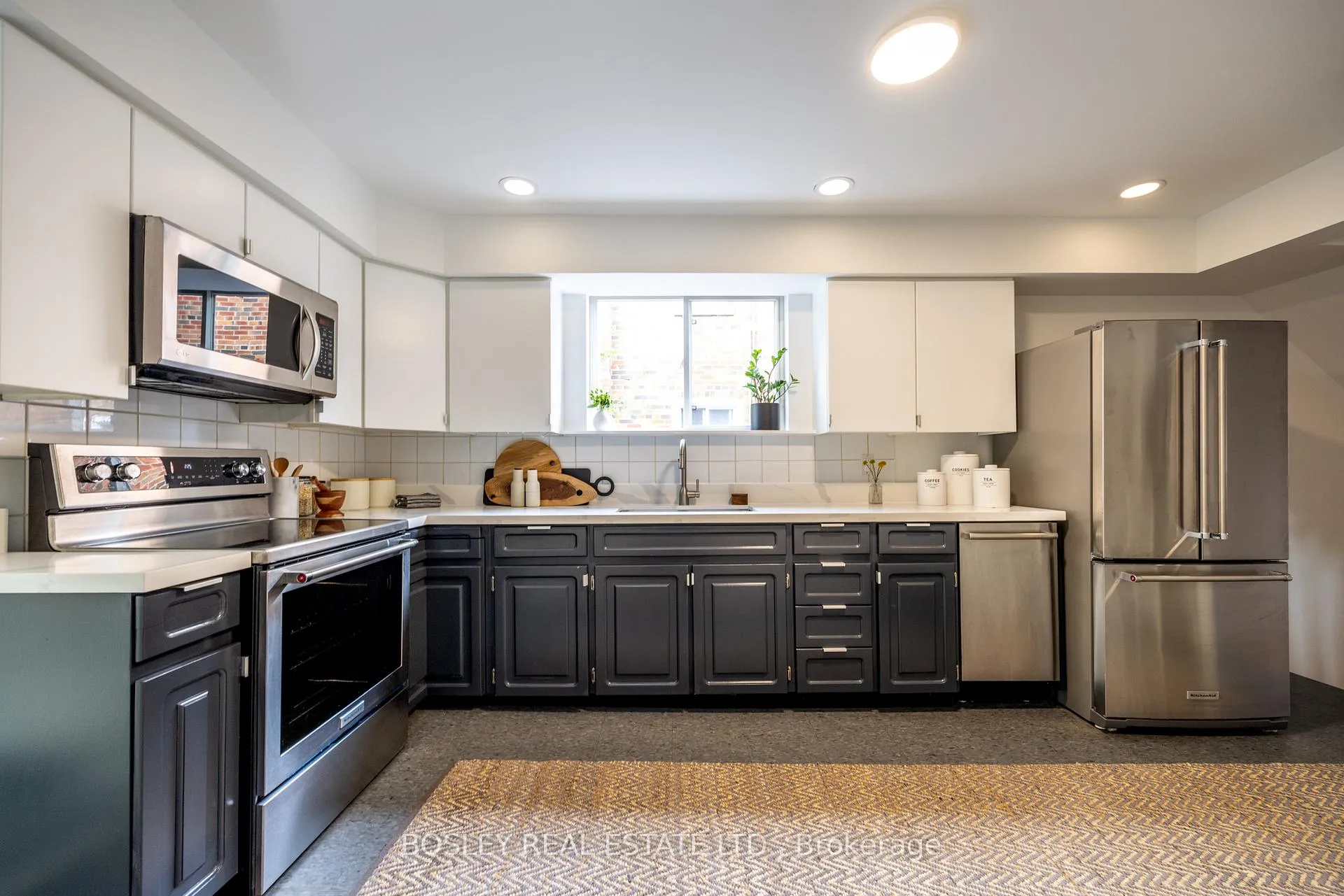 Photo 10 of Unit Unit 1, 12 Coleridge Avenue, Toronto, Woodbine-Lumsden — HOMEH