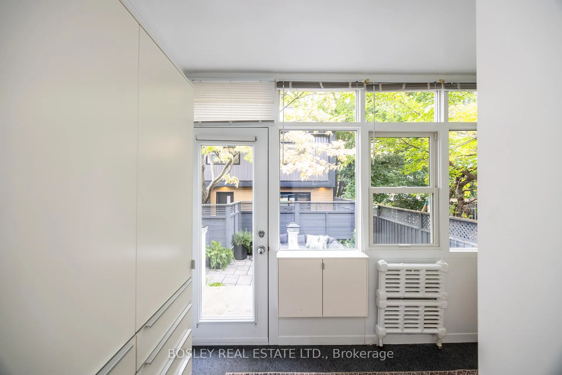Photo 13 of Unit Unit 1, 12 Coleridge Avenue, Toronto, Woodbine-Lumsden — HOMEH
