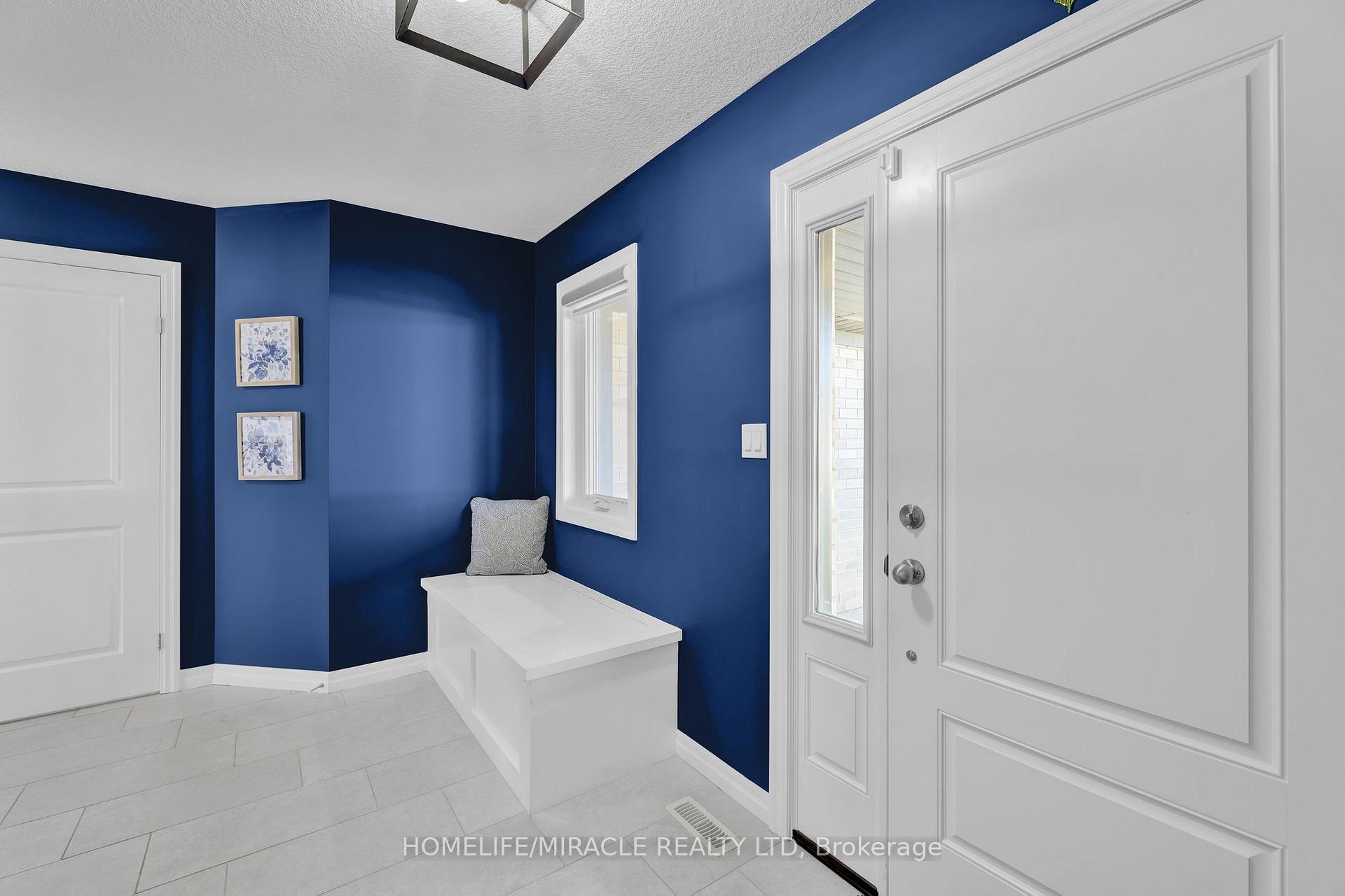 Photo 6 of 7 Curren Crescent, Tillsonburg — HOMEH