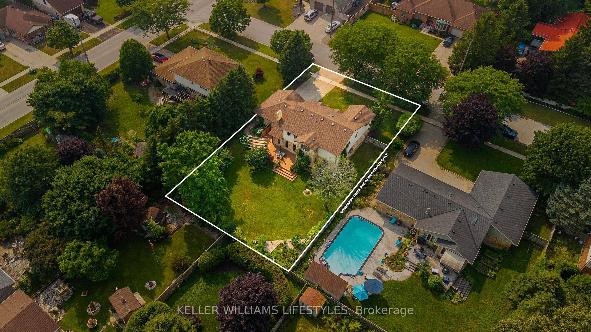 Photo 4 of 450 Scott Street E, Strathroy-Caradoc, SE — HOMEH