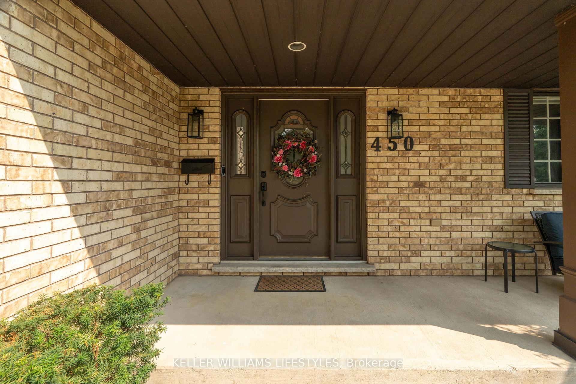 Photo 6 of 450 Scott Street E, Strathroy-Caradoc, SE — HOMEH