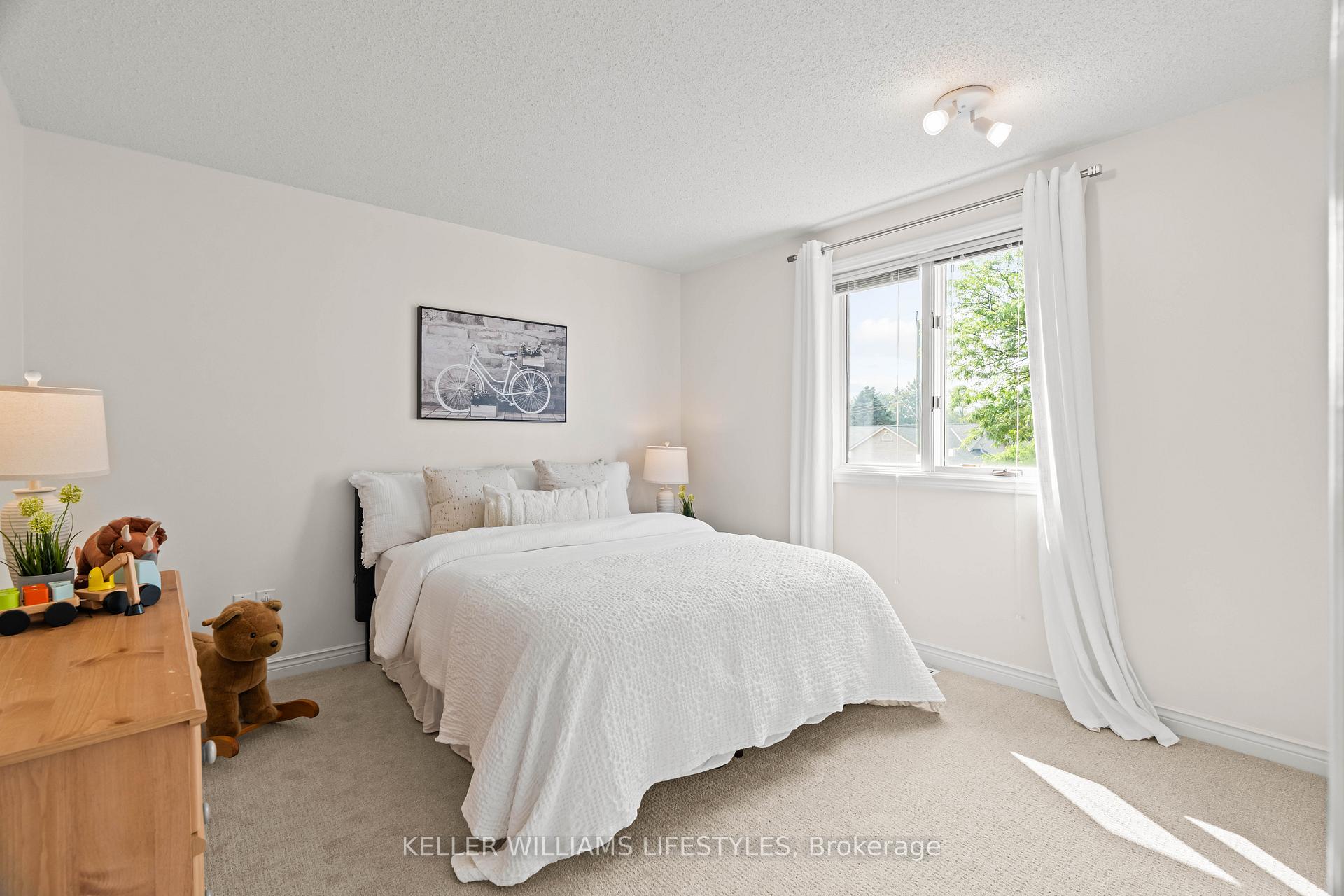 Photo 34 of 450 Scott Street E, Strathroy-Caradoc, SE — HOMEH