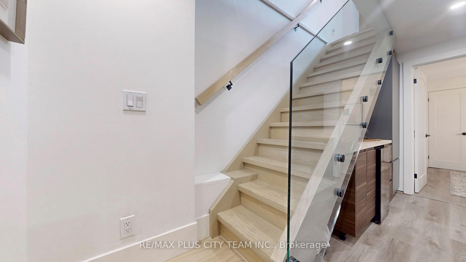 Photo 29 of 83 Bertmount Avenue, Toronto, South Riverdale — HOMEH