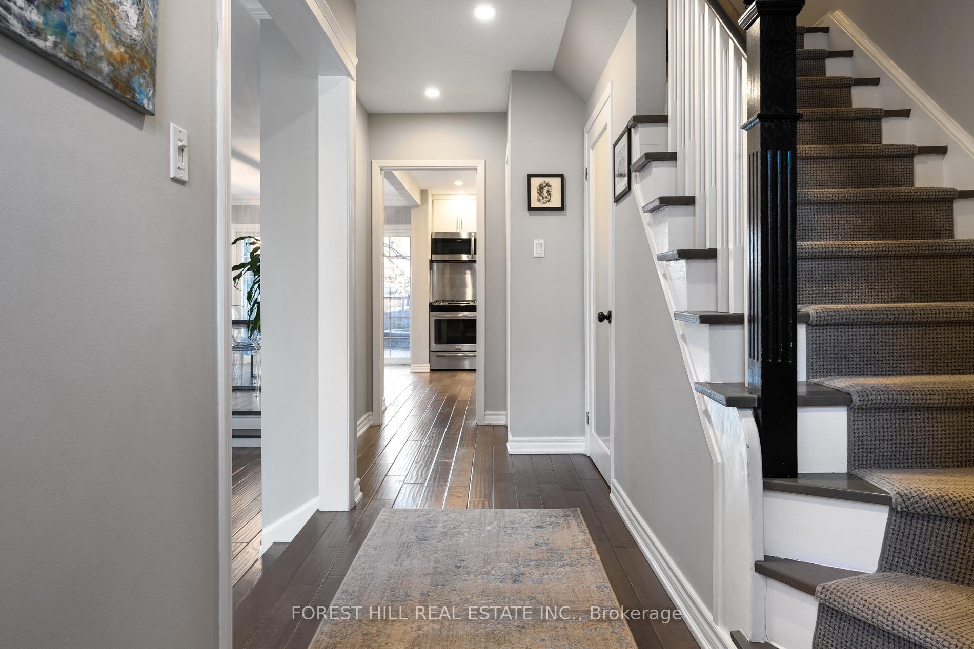 Photo 3 of 219 Davisville Avenue, Toronto, Mount Pleasant West — HOMEH