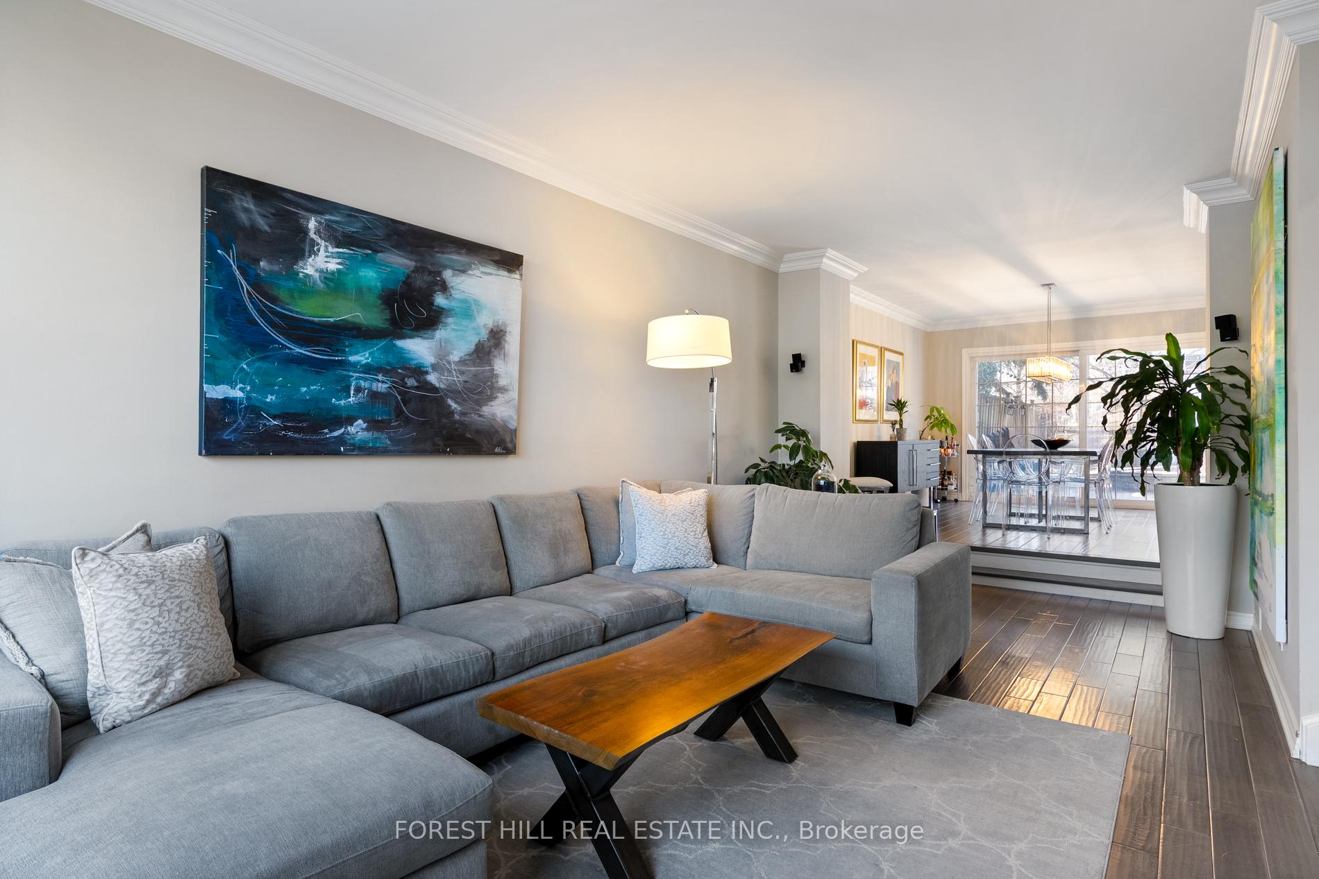 Photo 4 of 219 Davisville Avenue, Toronto, Mount Pleasant West — HOMEH